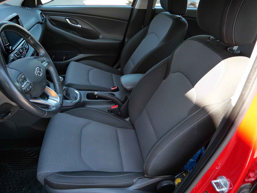 Hyundai I30 1.5 DPi 