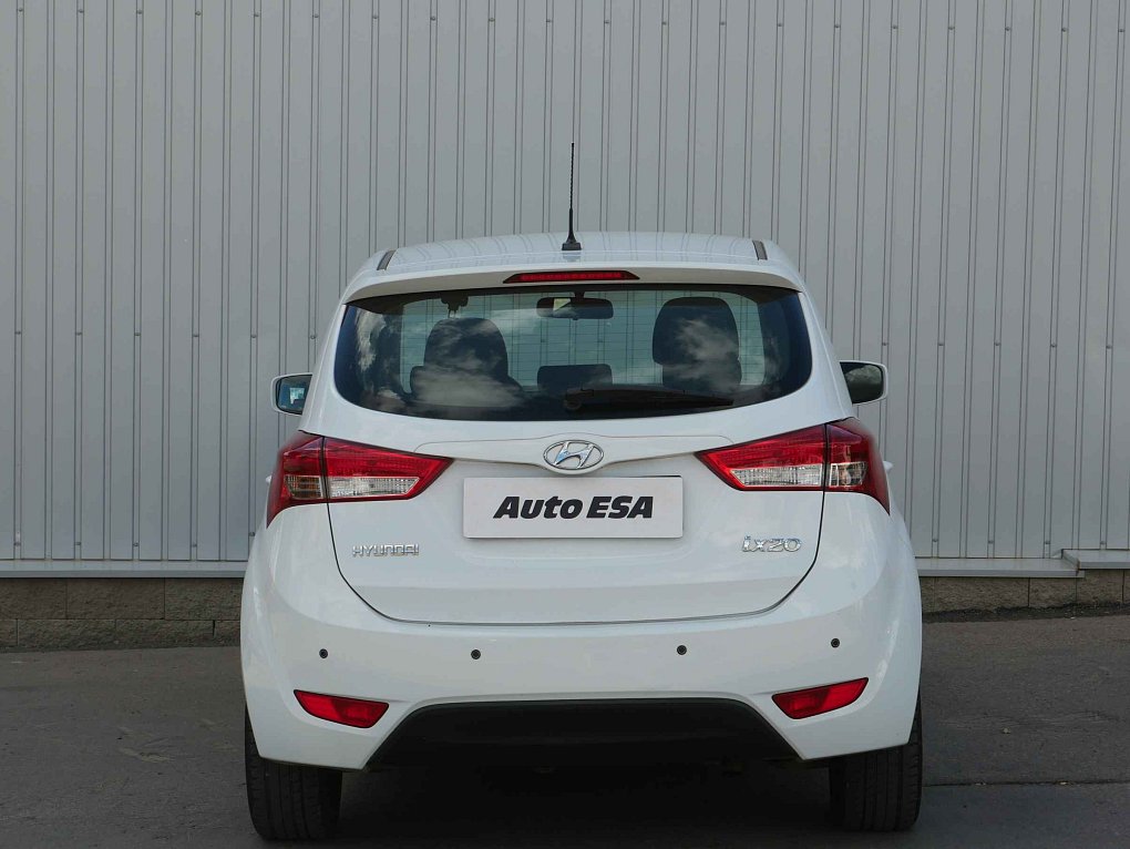 Hyundai Ix20 1.4 i 