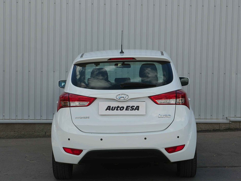 Hyundai Ix20 1.4 i 