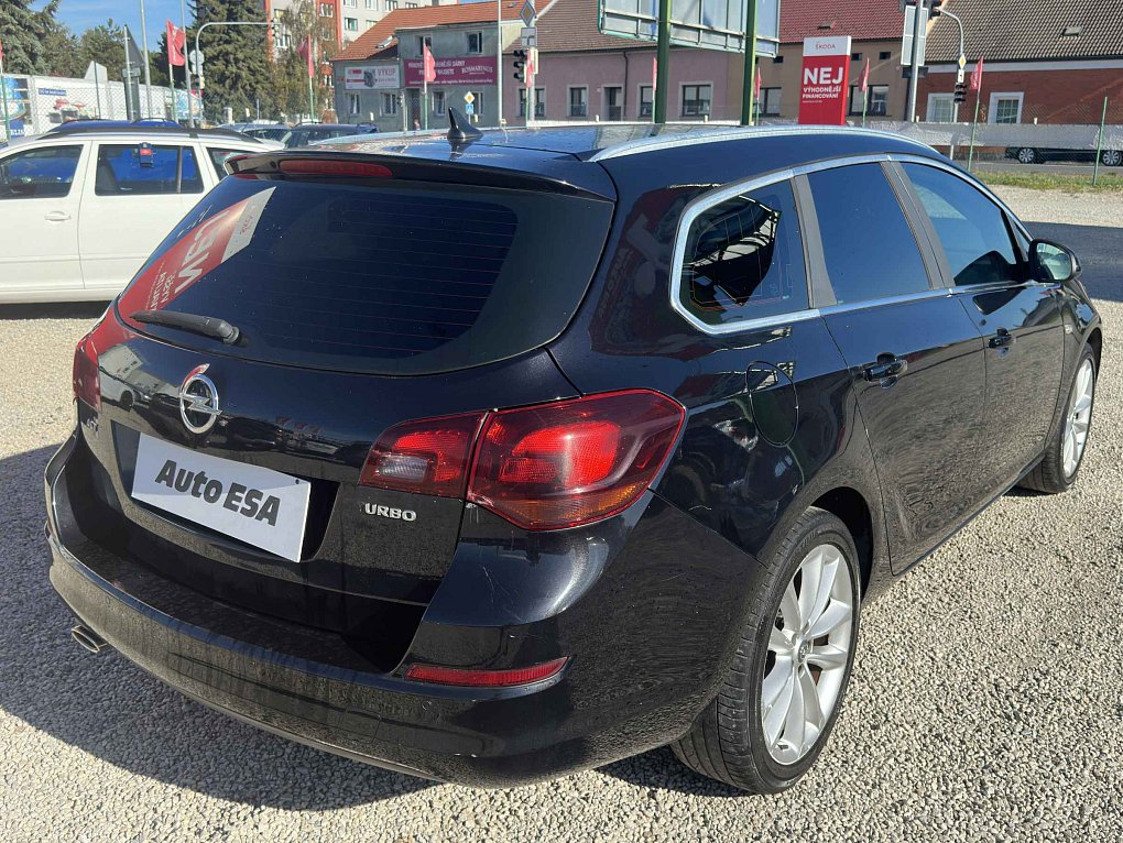 Opel Astra 1.4 T 