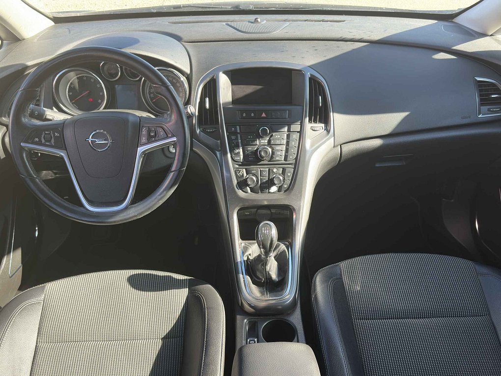 Opel Astra 1.4 T 