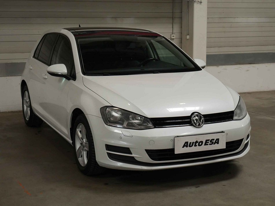 Volkswagen Golf 1.2TSI 
