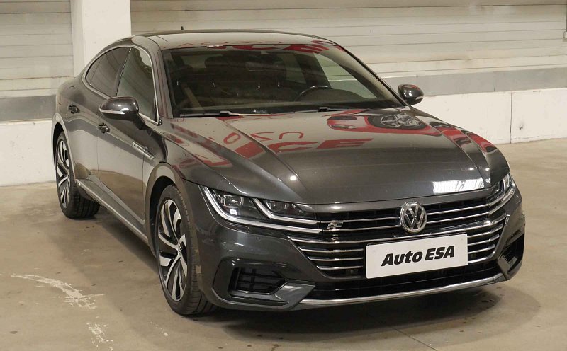 Volkswagen Arteon 2.0TSi 