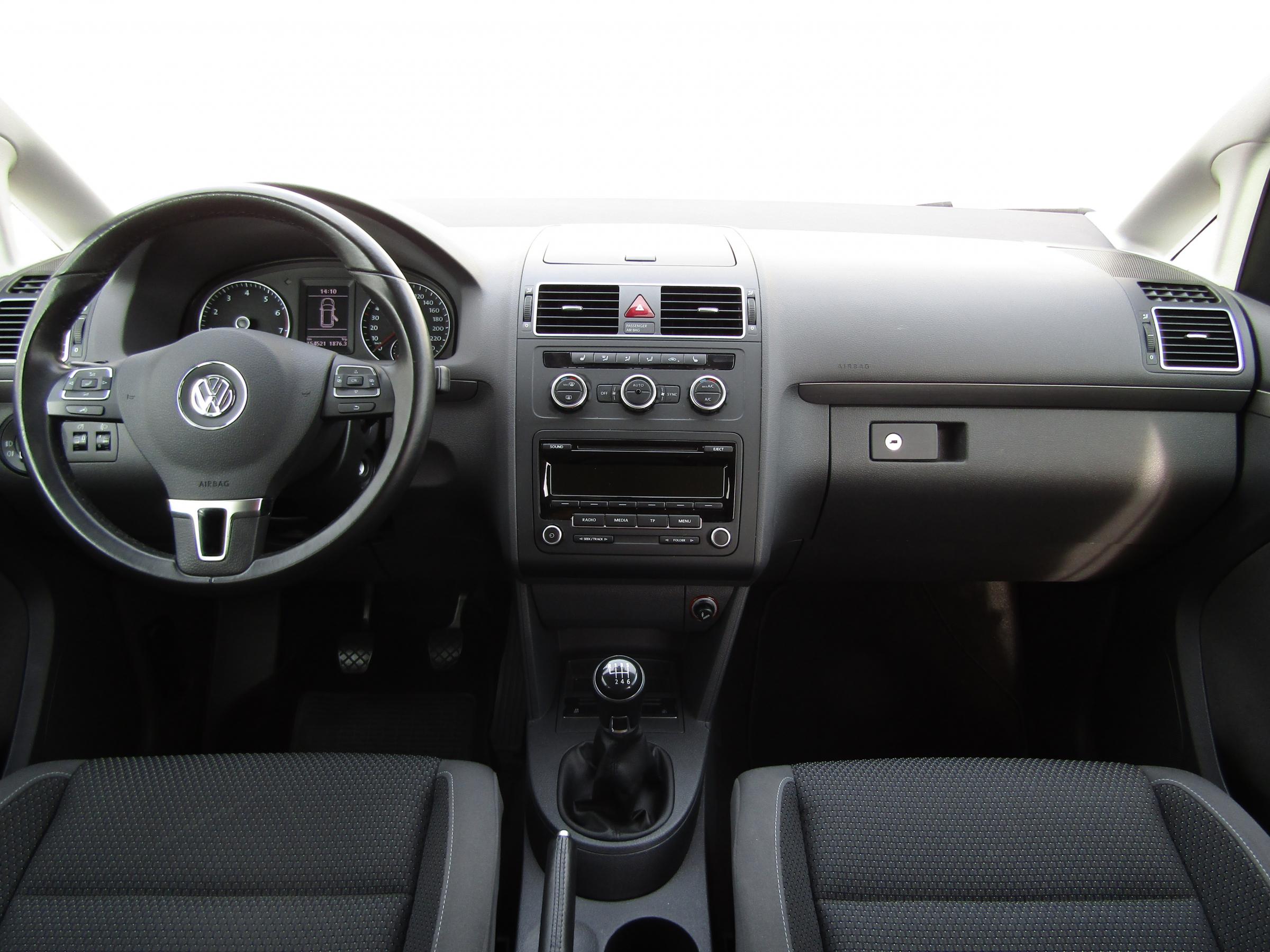 Volkswagen Touran, 2013 - pohled č. 11