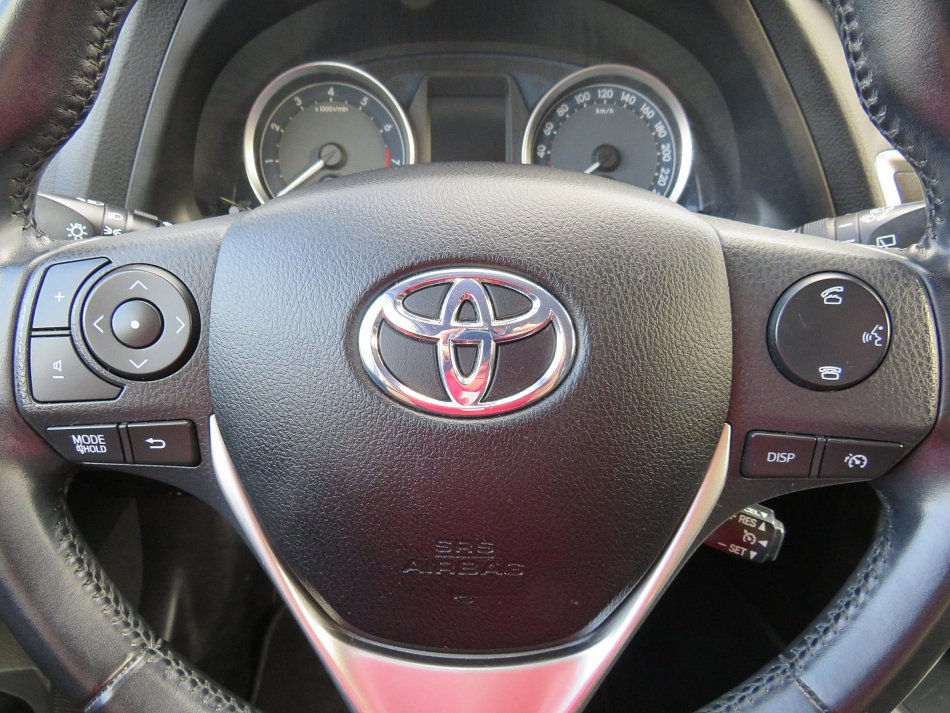 Toyota Auris 1.6VVT-i 