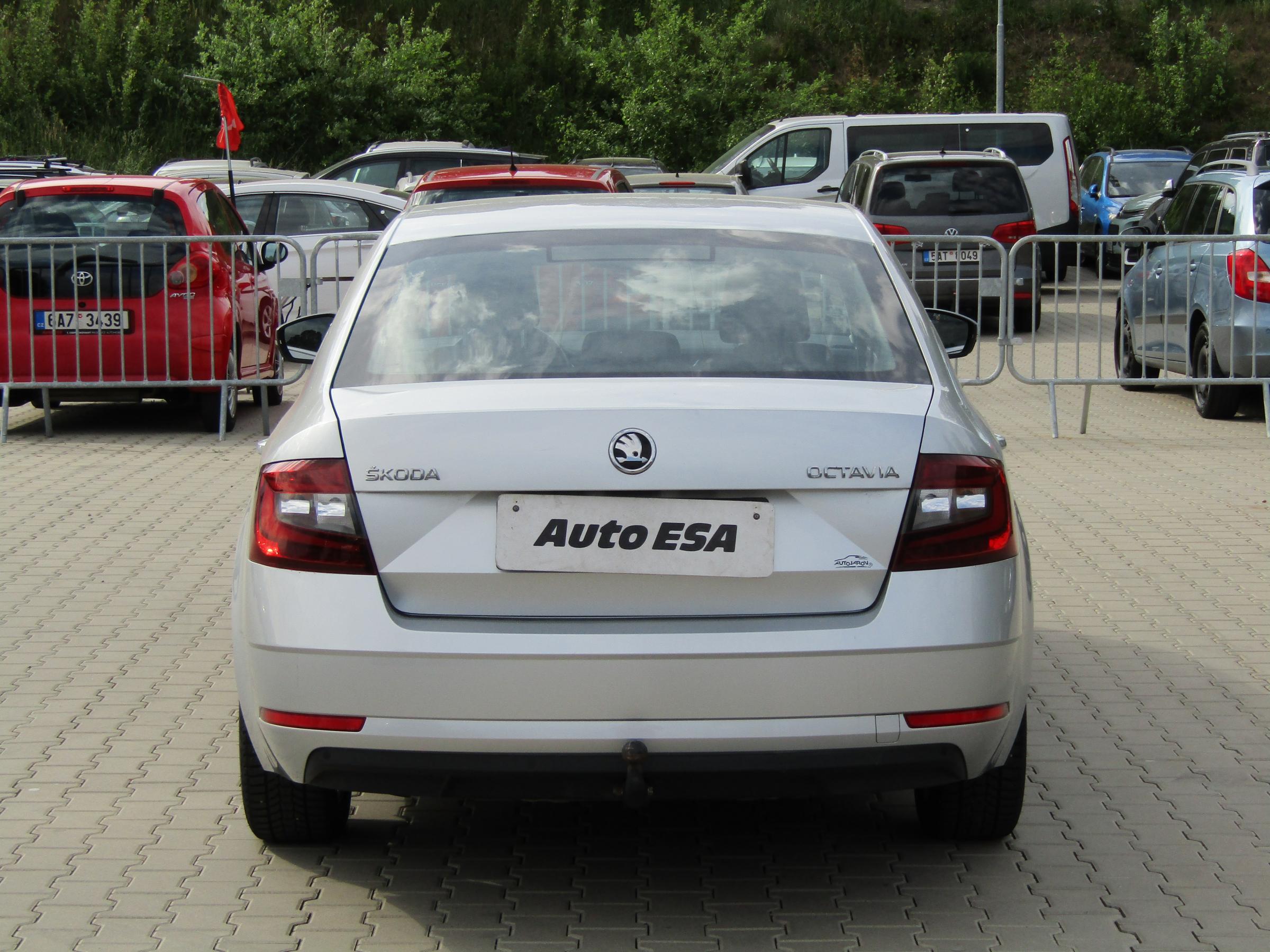 Škoda Octavia III, 2017 - pohled č. 5