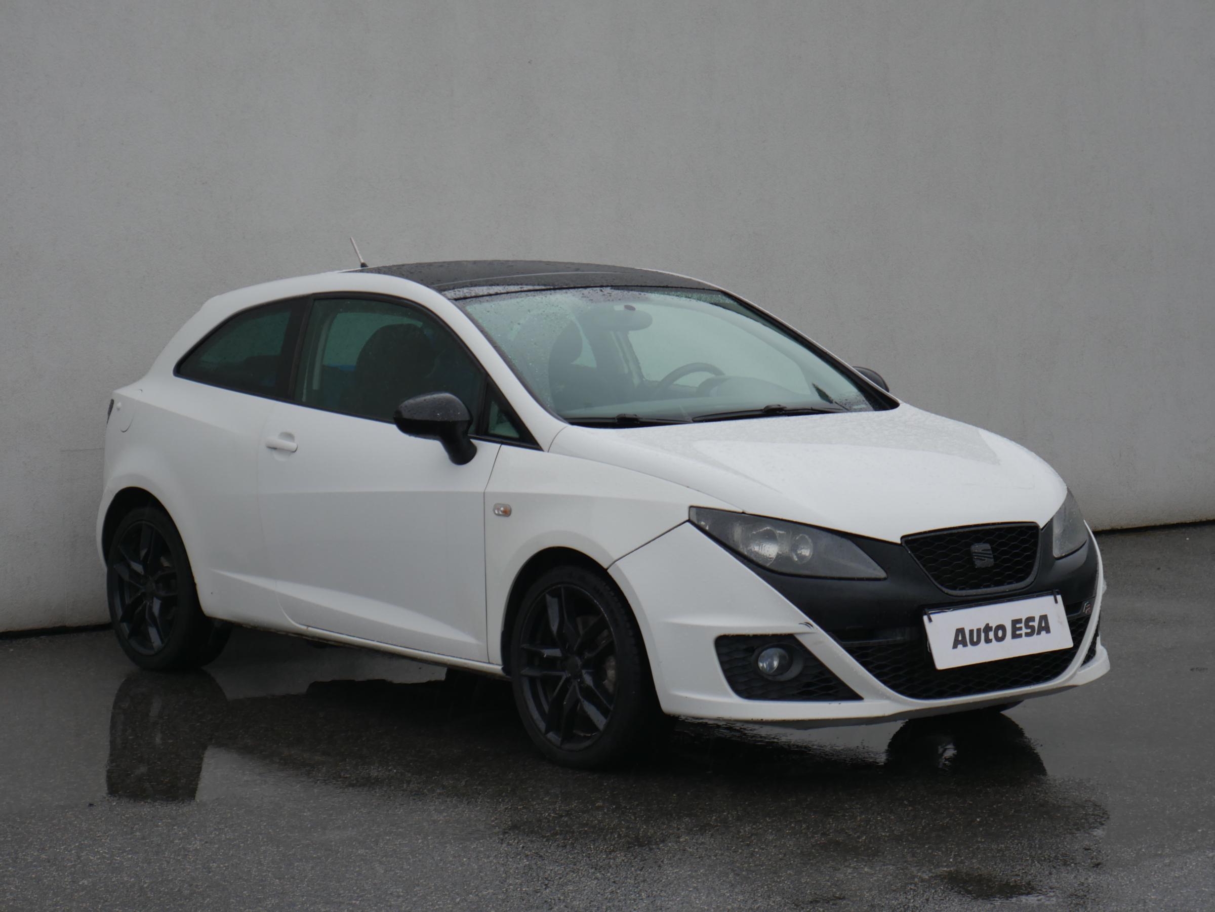 Seat Ibiza, 2012 - celkový pohled