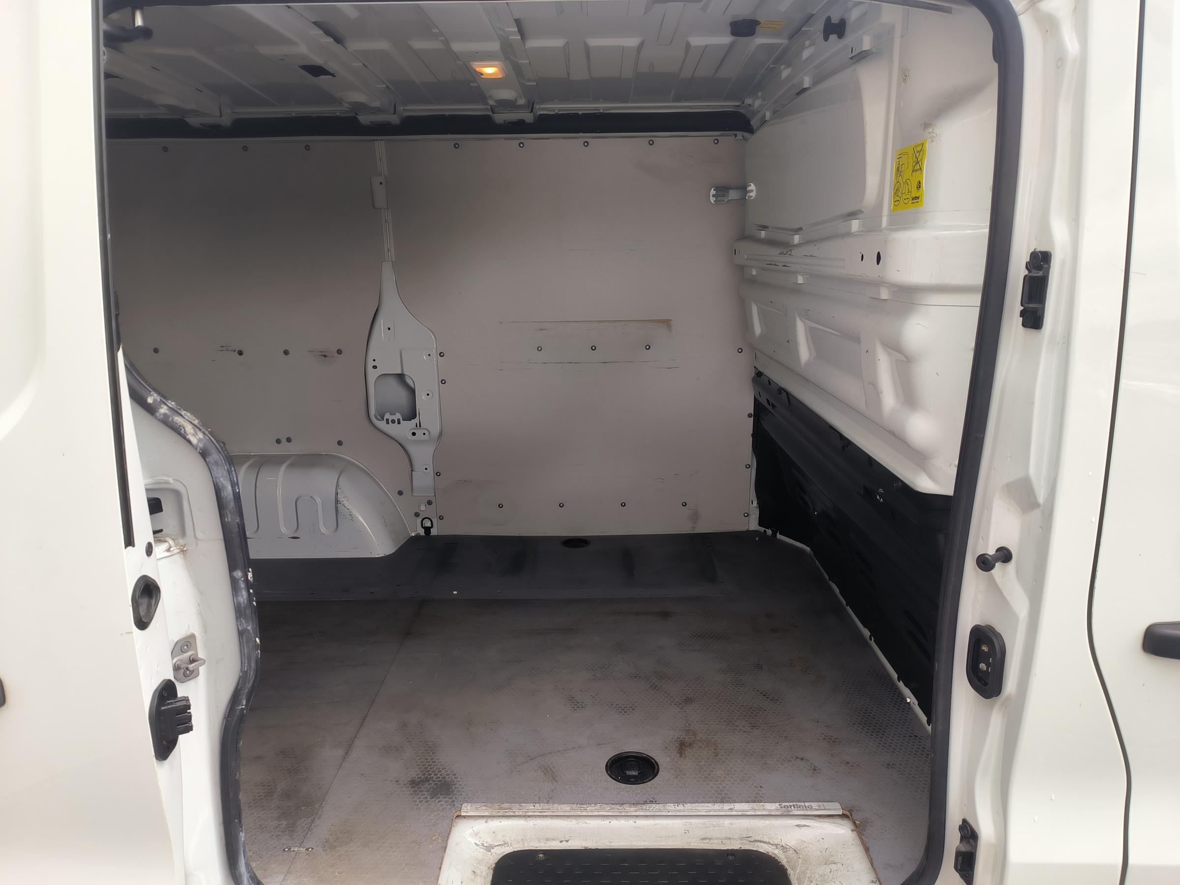 Opel Vivaro, 2019 - pohled č. 9