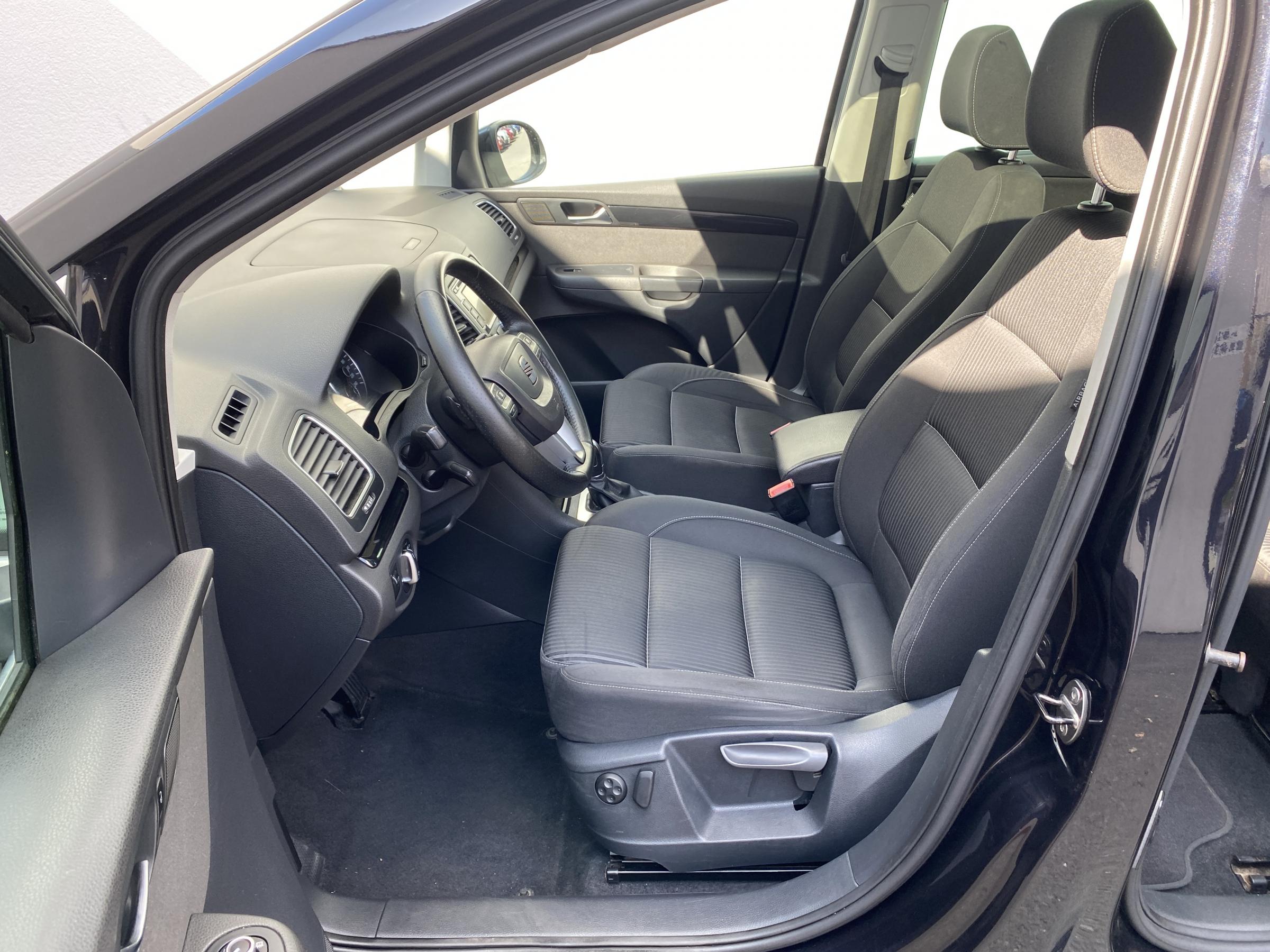 Seat Alhambra, 2012 - pohled č. 12