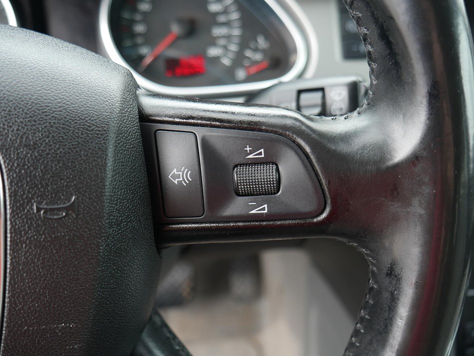 Audi Q7 3.0 TDi  Quattro