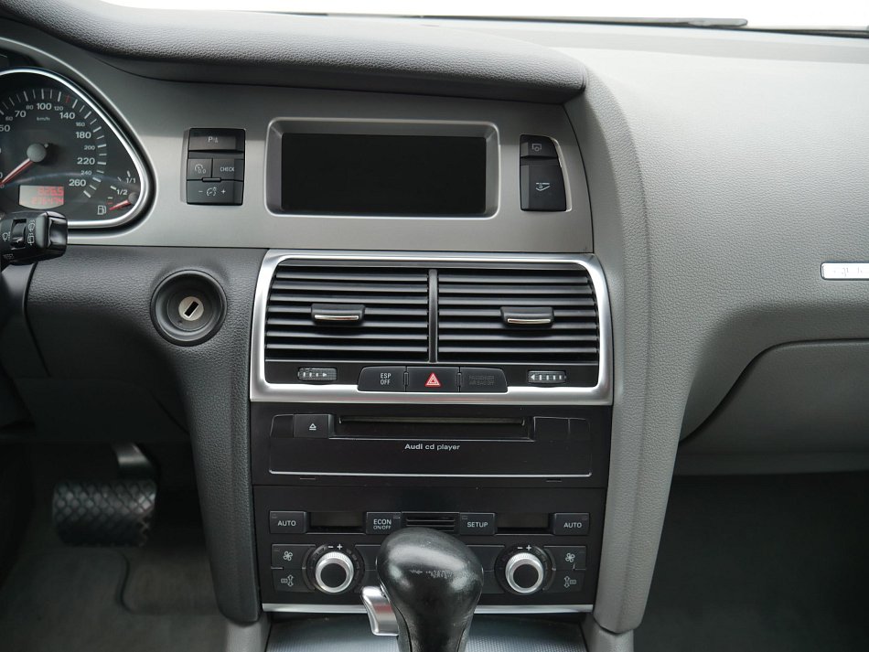 Audi Q7 3.0 TDi  Quattro