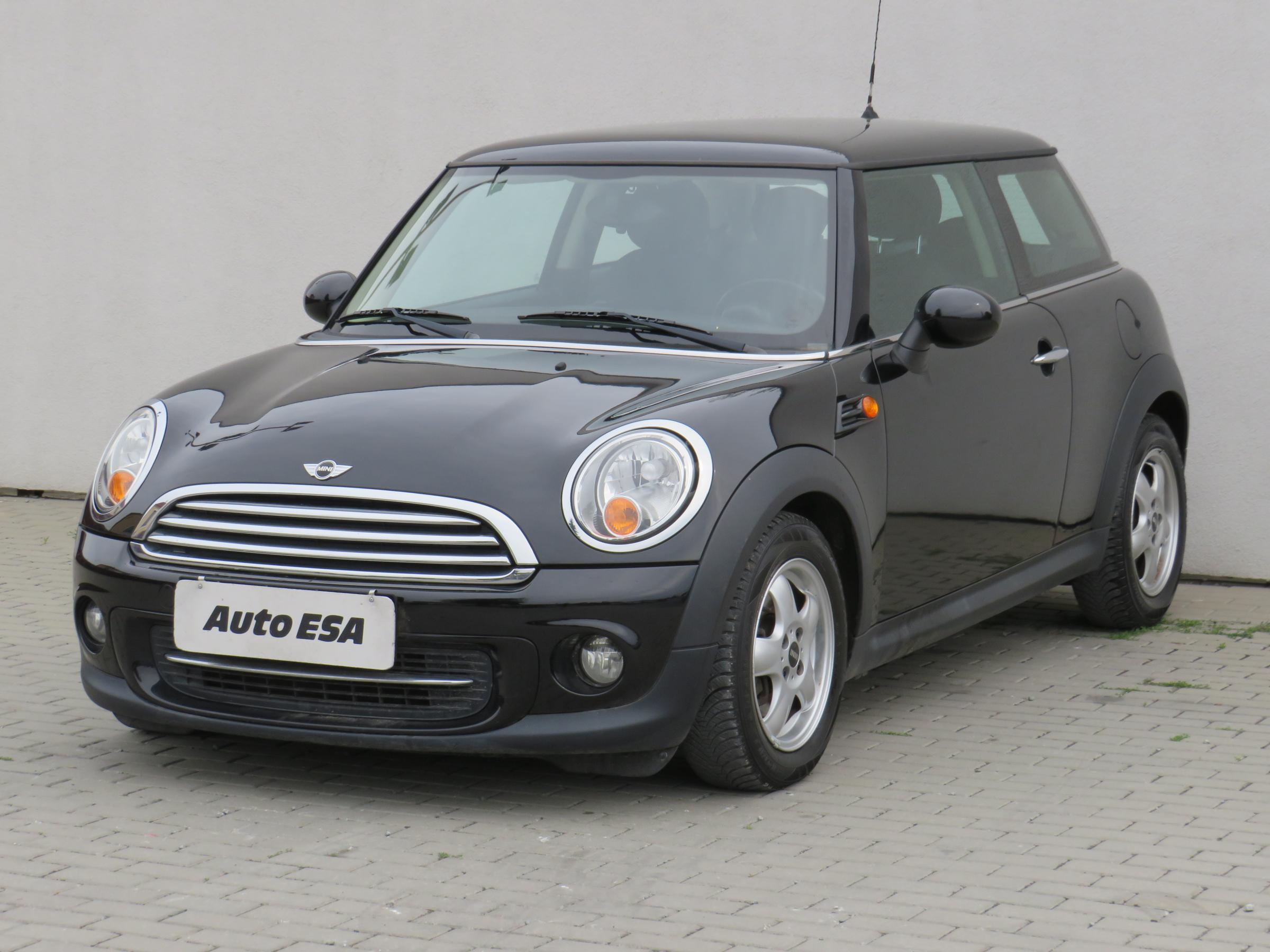 Mini Cooper, 2011 - pohled č. 3