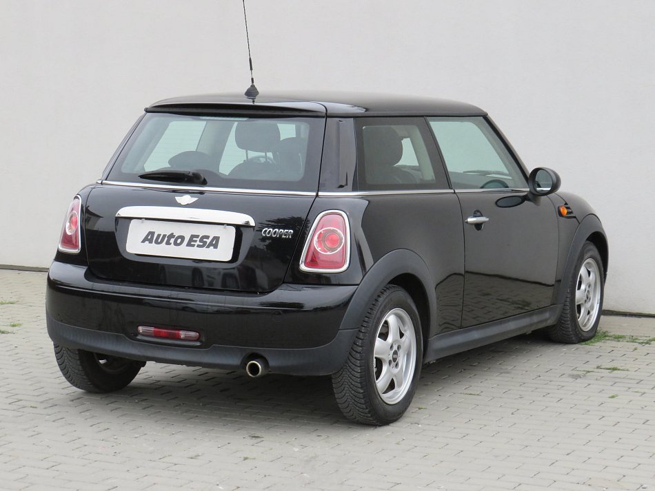 Mini Cooper 1.6i 