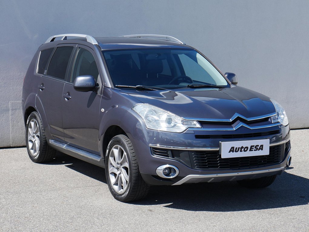 Citroën C-Crosser 2.2HDi  7míst, 4x4