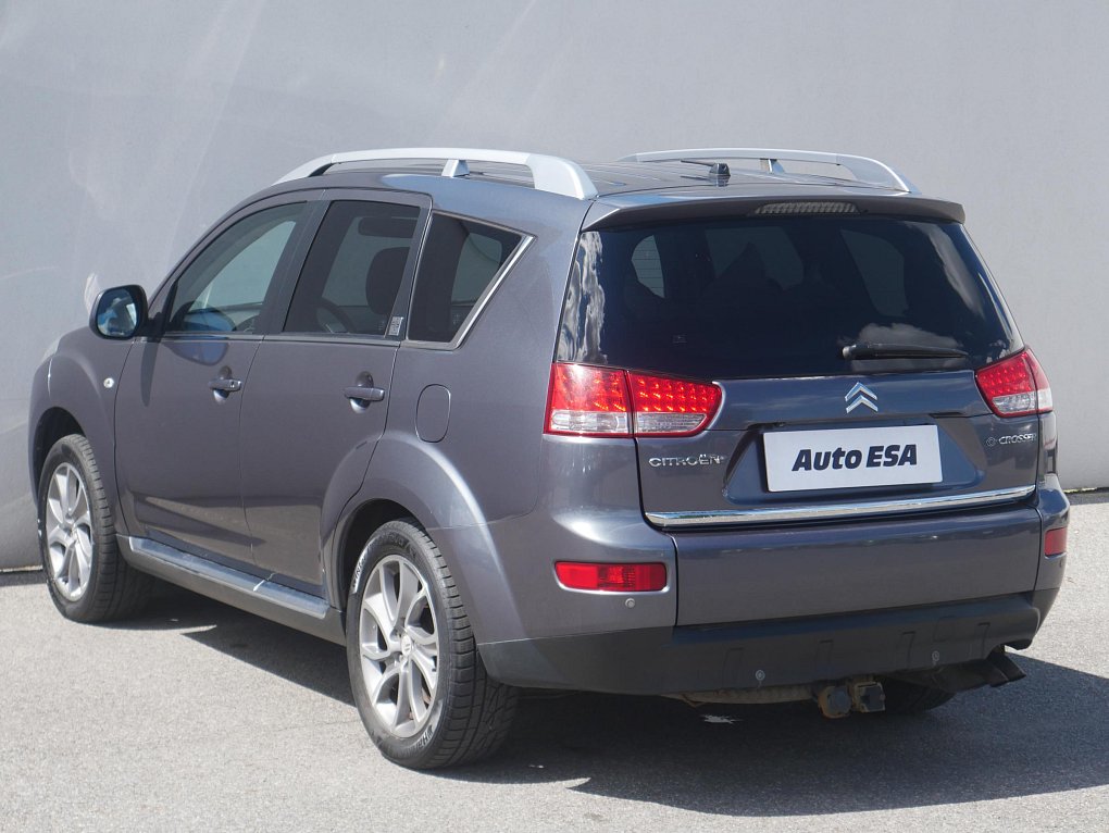 Citroën C-Crosser 2.2HDi  7míst, 4x4