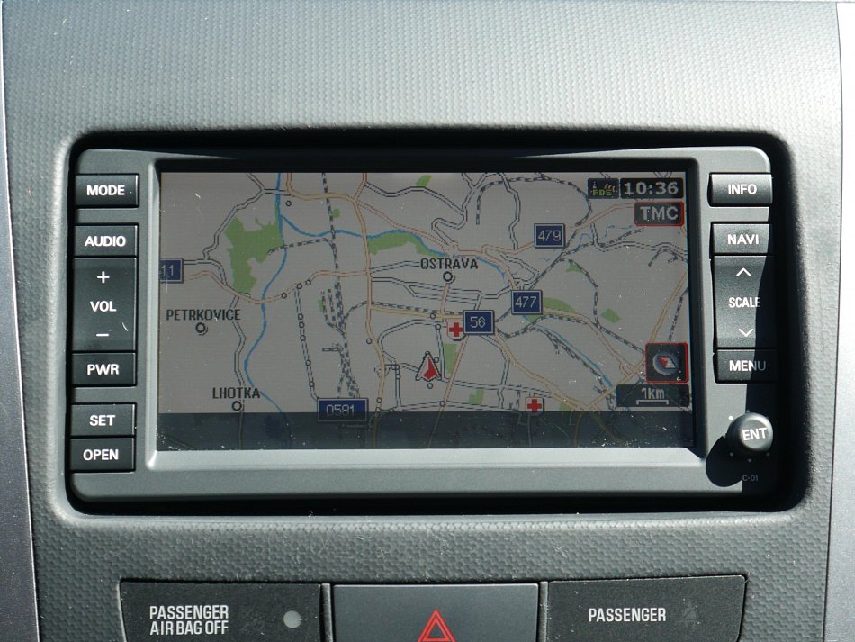 Citroën C-Crosser 2.2HDi  7míst, 4x4