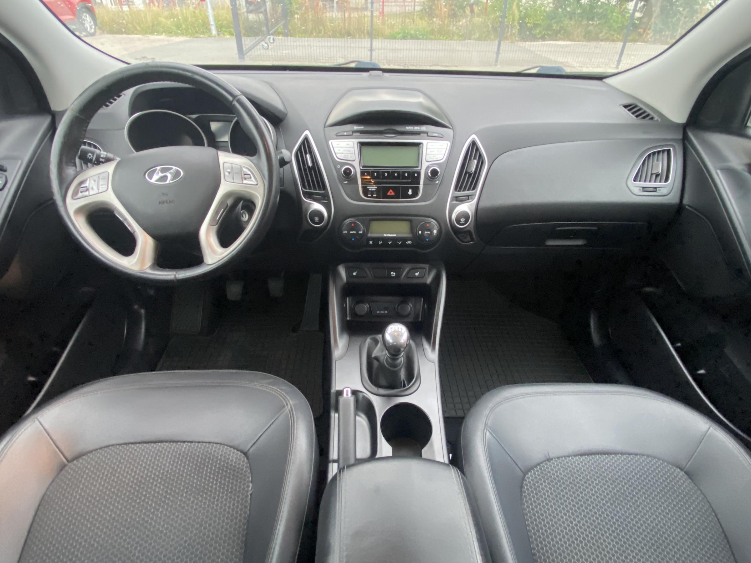 Hyundai ix35, 2012 - pohled č. 8