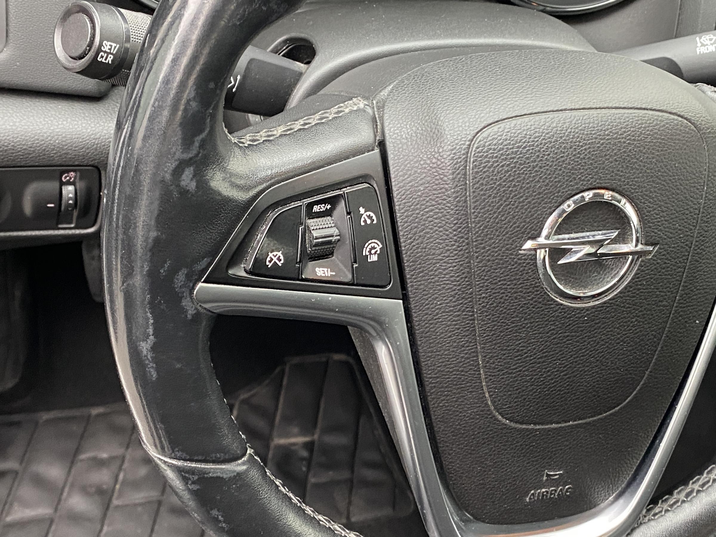 Opel Astra, 2016 - pohled č. 14