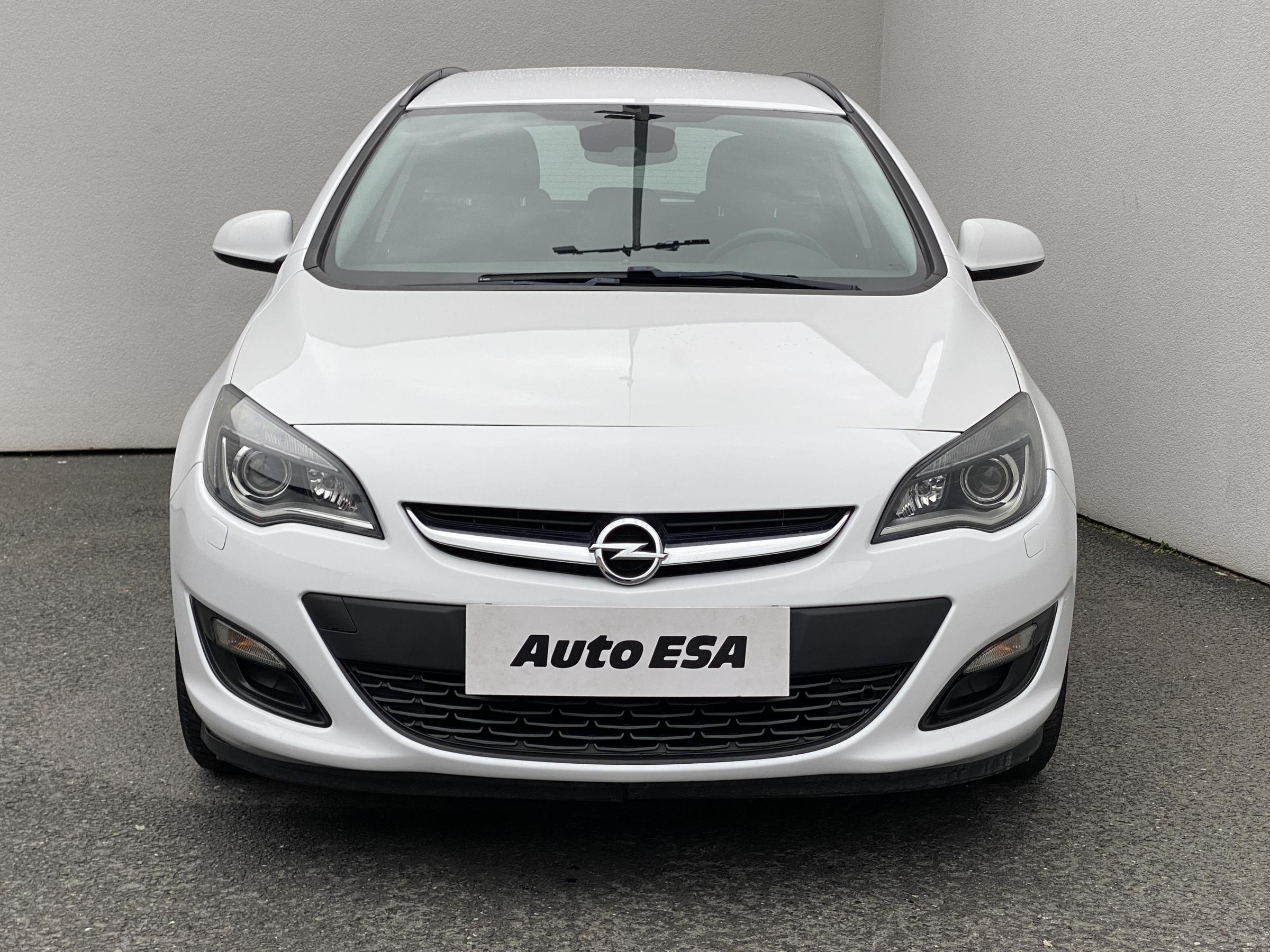 Opel Astra, 2016 - pohled č. 2