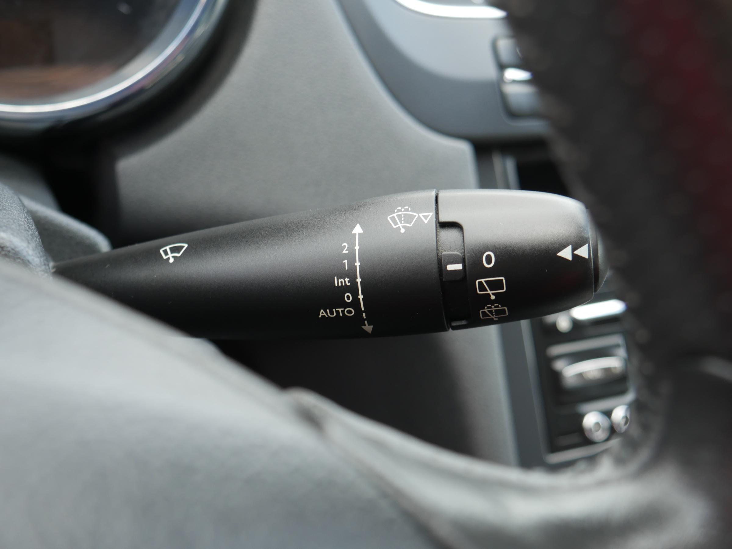 Peugeot 5008, 2011 - pohled č. 17