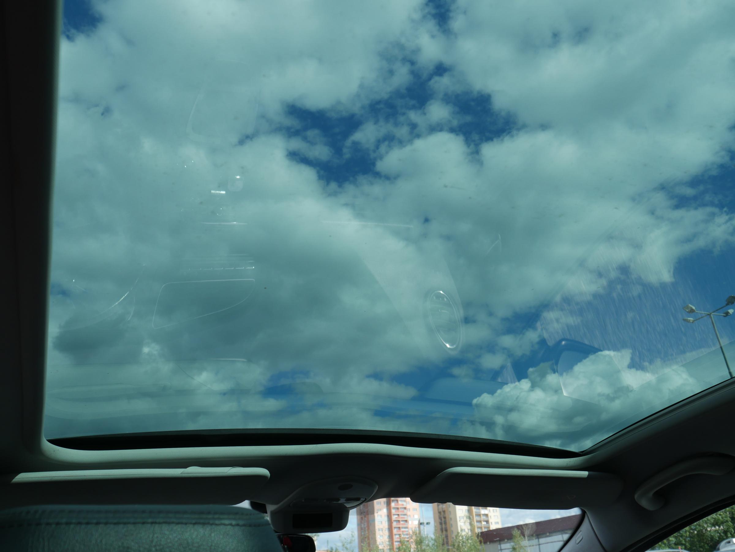 Peugeot 5008, 2011 - pohled č. 26