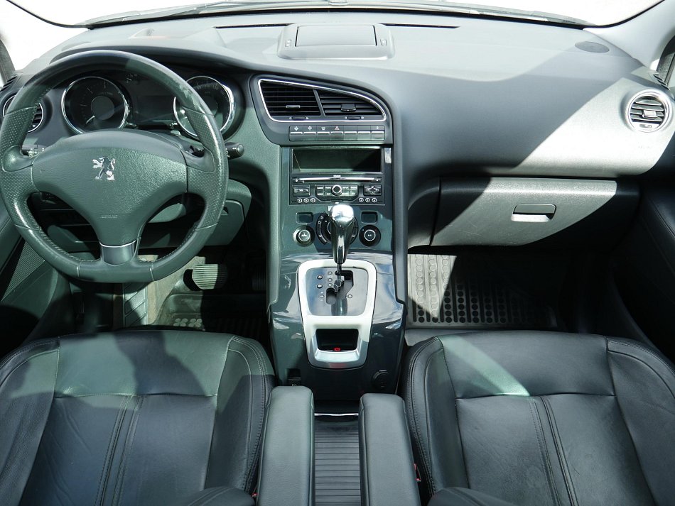 Peugeot 5008 2.0 HDi 