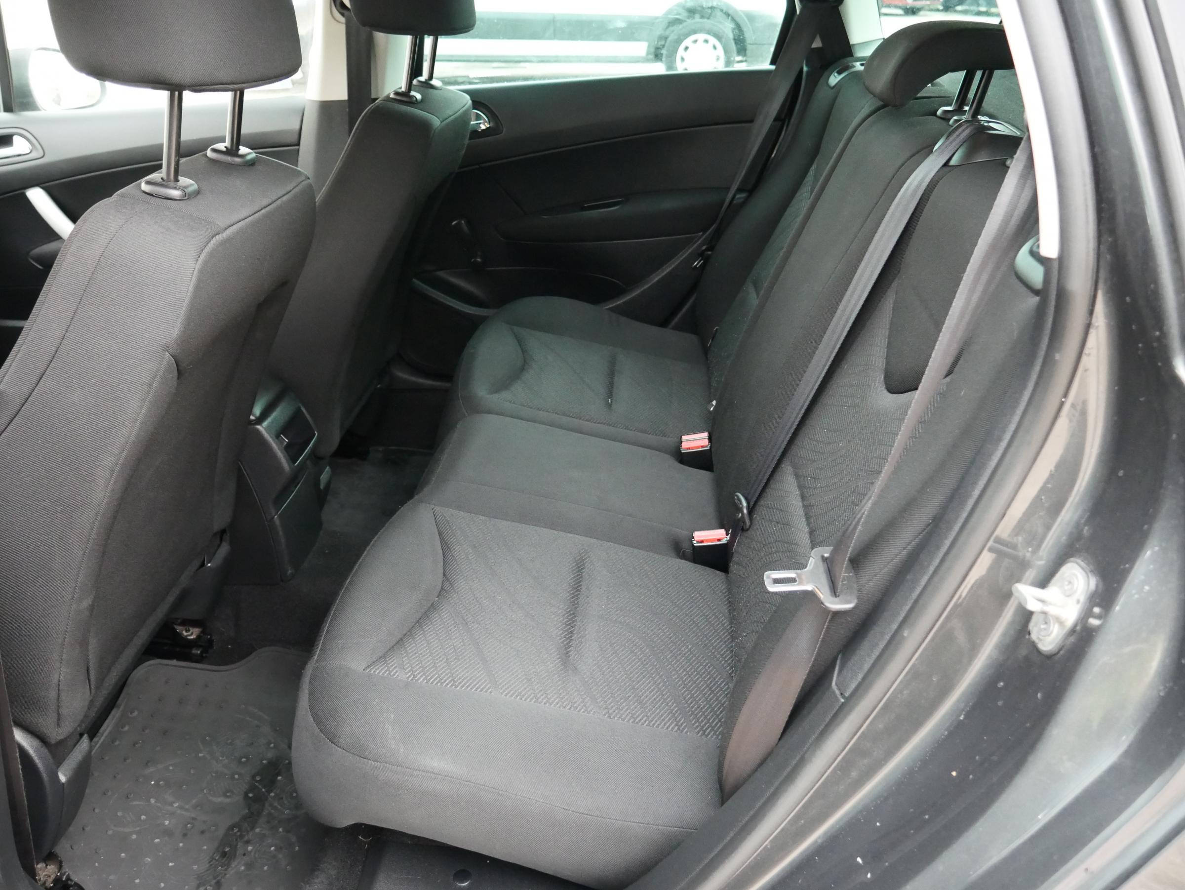 Peugeot 308, 2013 - pohled č. 10