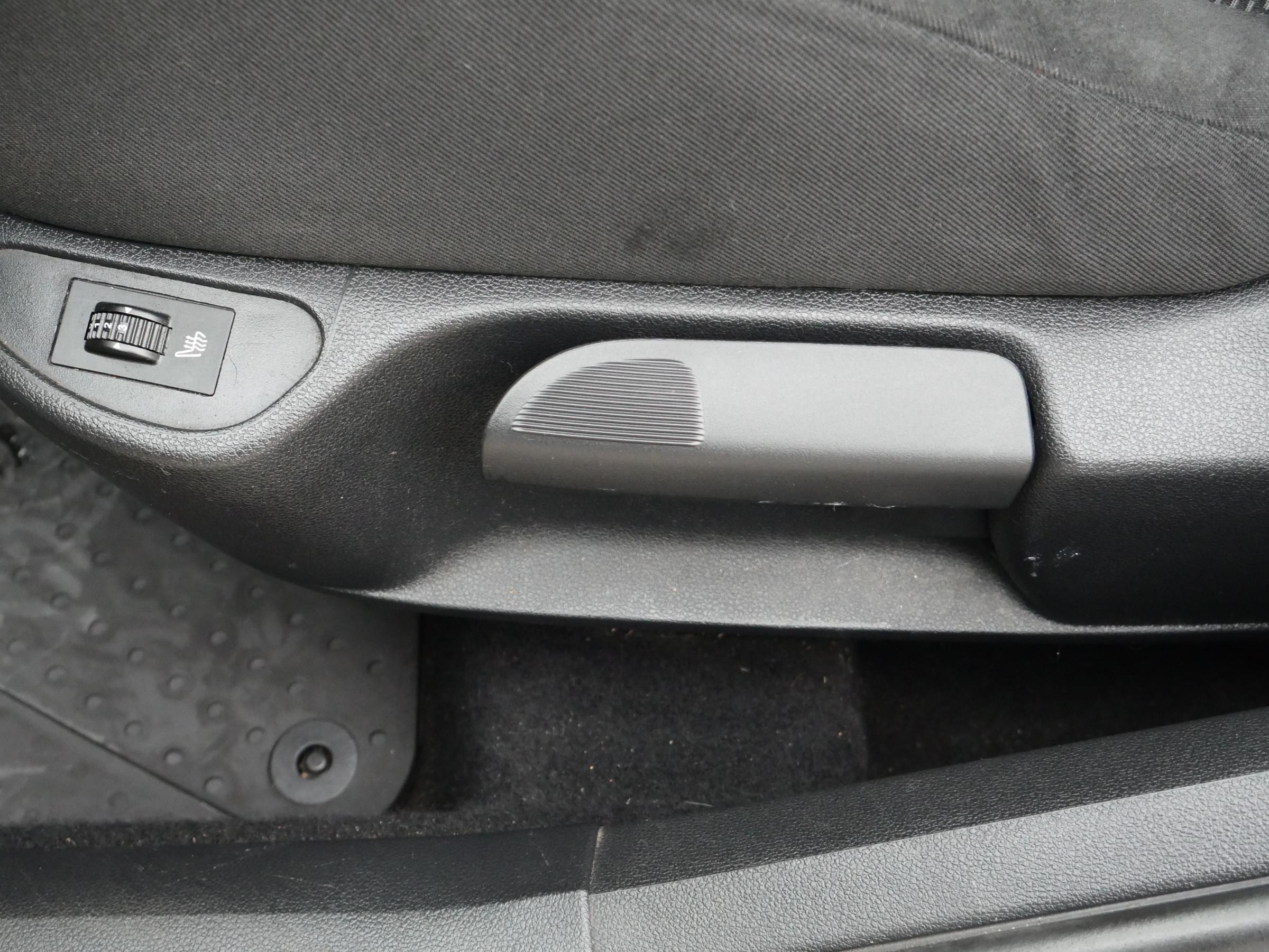 Peugeot 308, 2013 - pohled č. 13