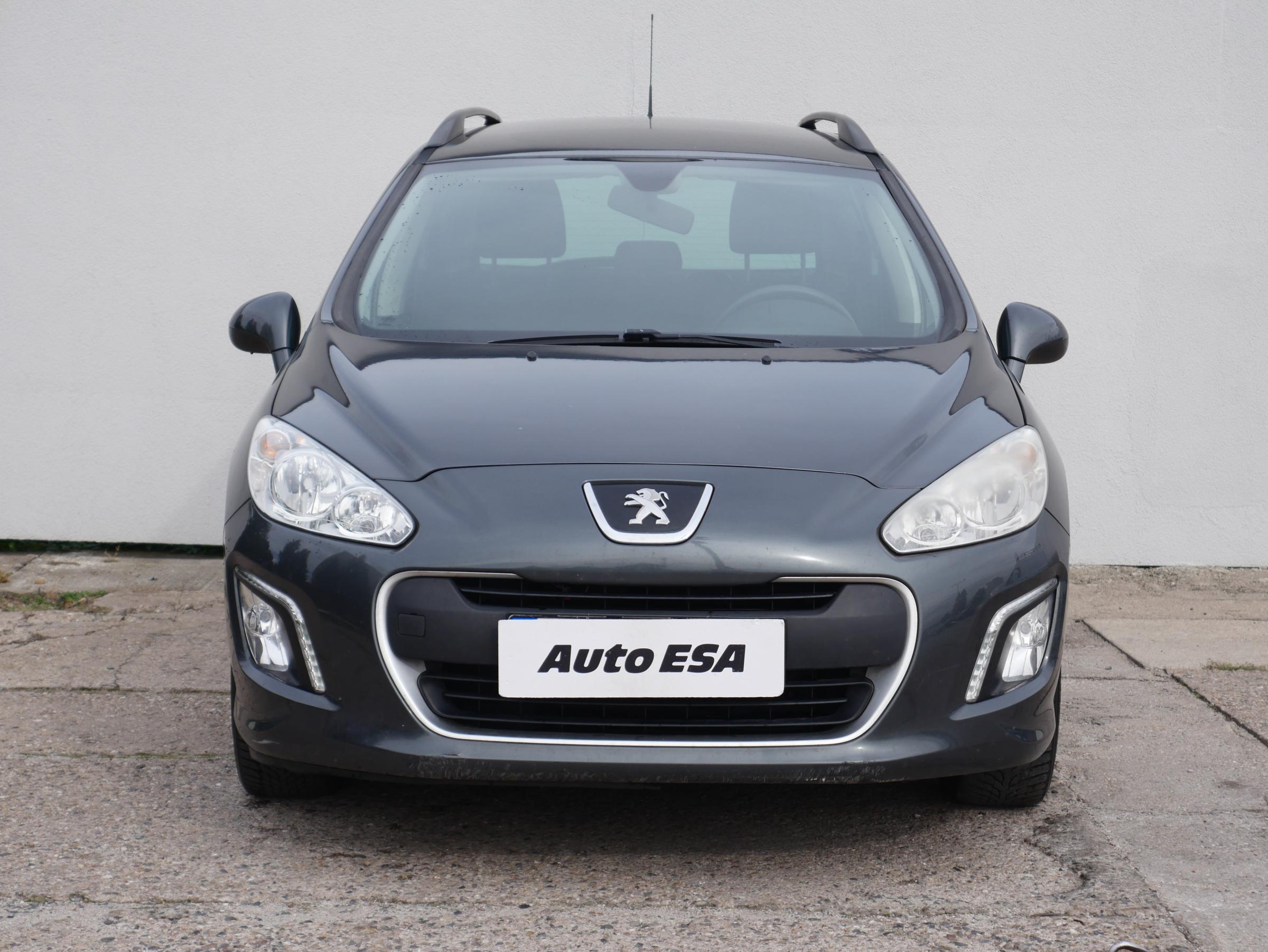 Peugeot 308, 2013 - pohled č. 2