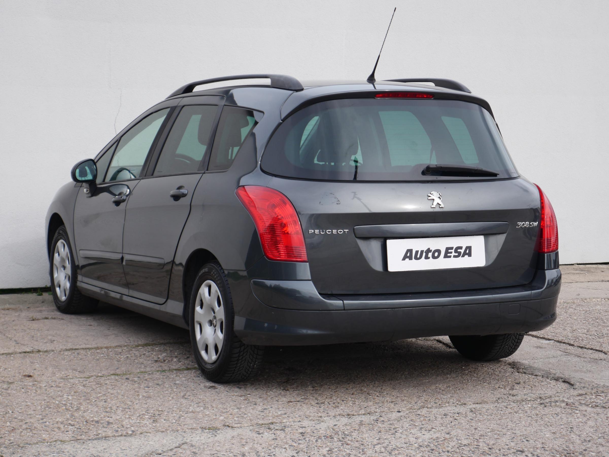 Peugeot 308, 2013 - pohled č. 4