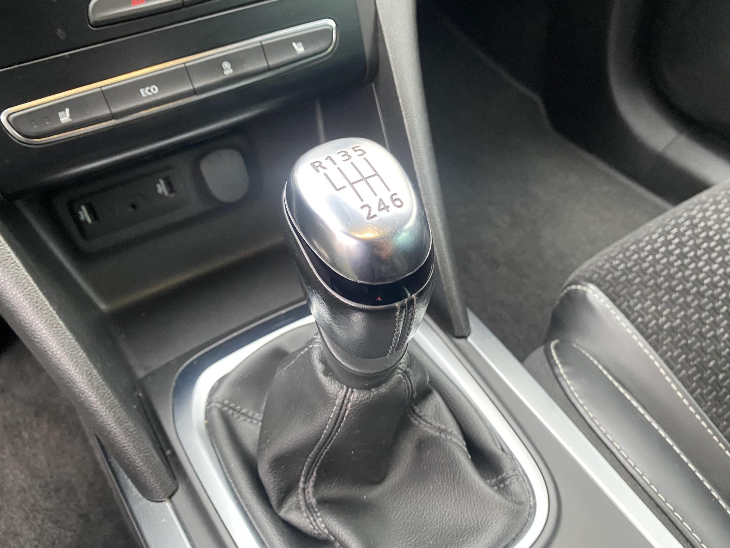 Renault Mégane, 2016 - pohled č. 15