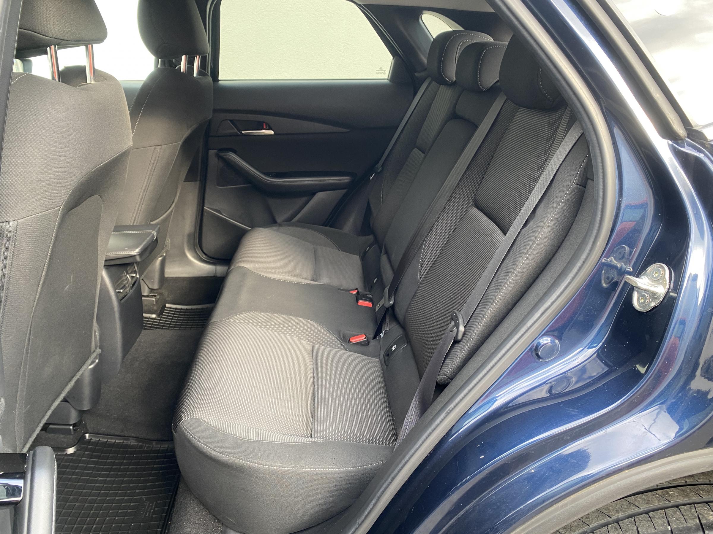 Mazda CX-30, 2022 - pohled č. 10