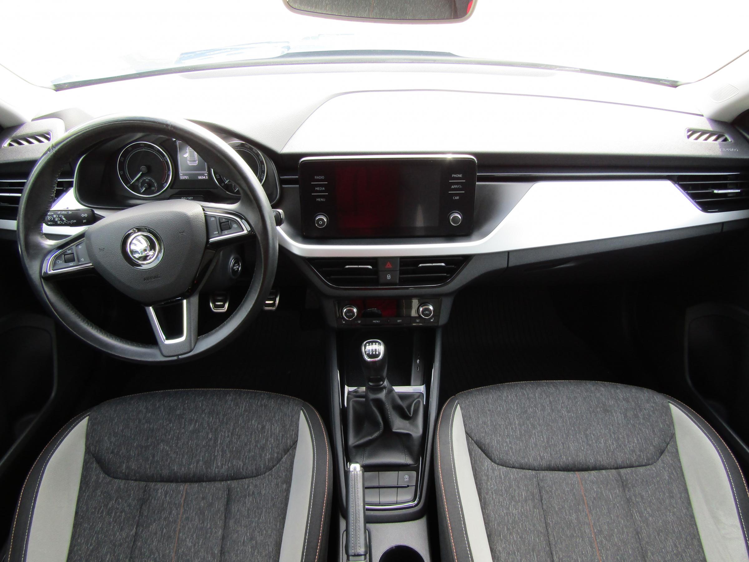 Škoda Kamiq, 2020 - pohled č. 8