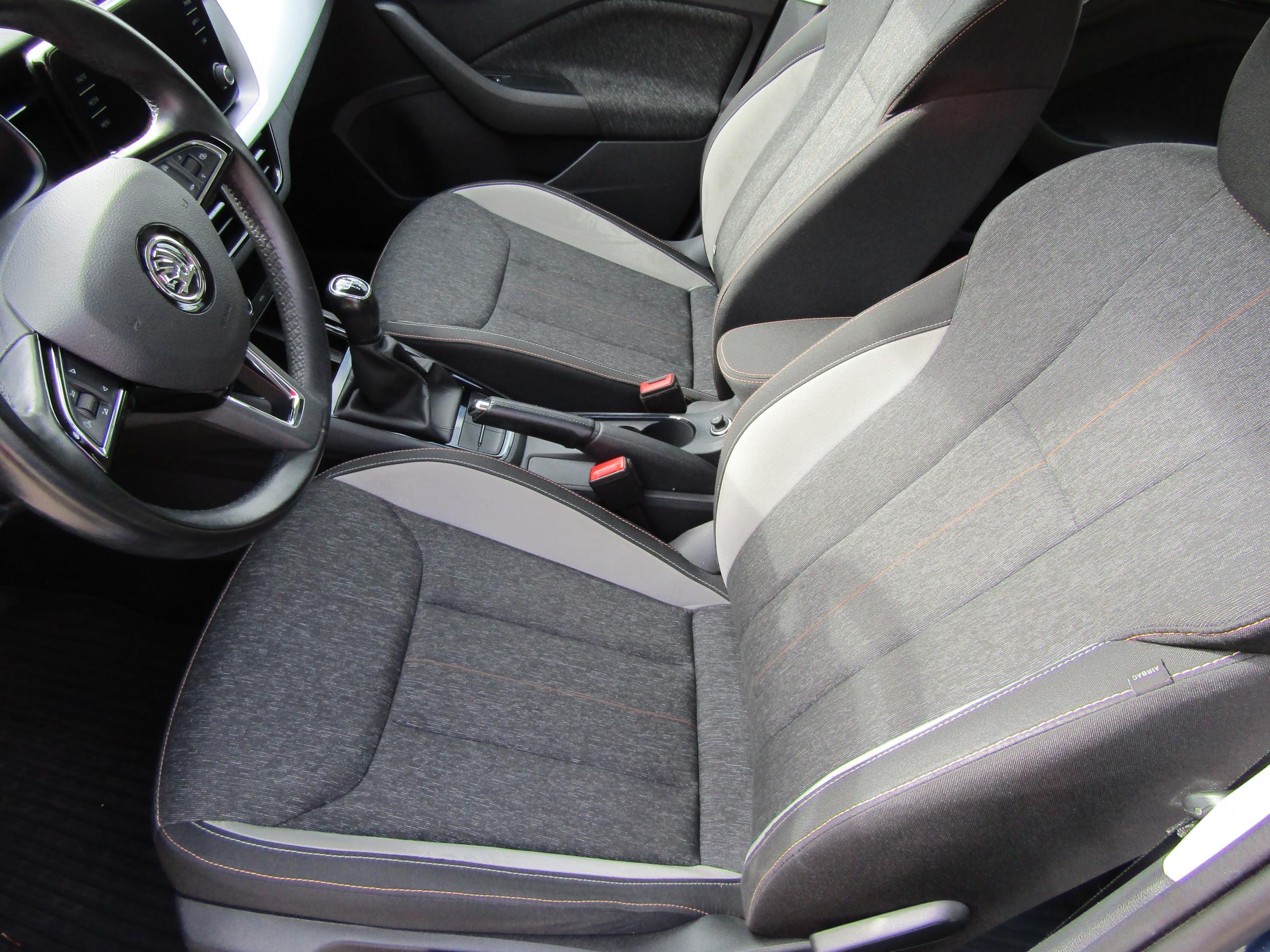 Škoda Kamiq, 2020 - pohled č. 9