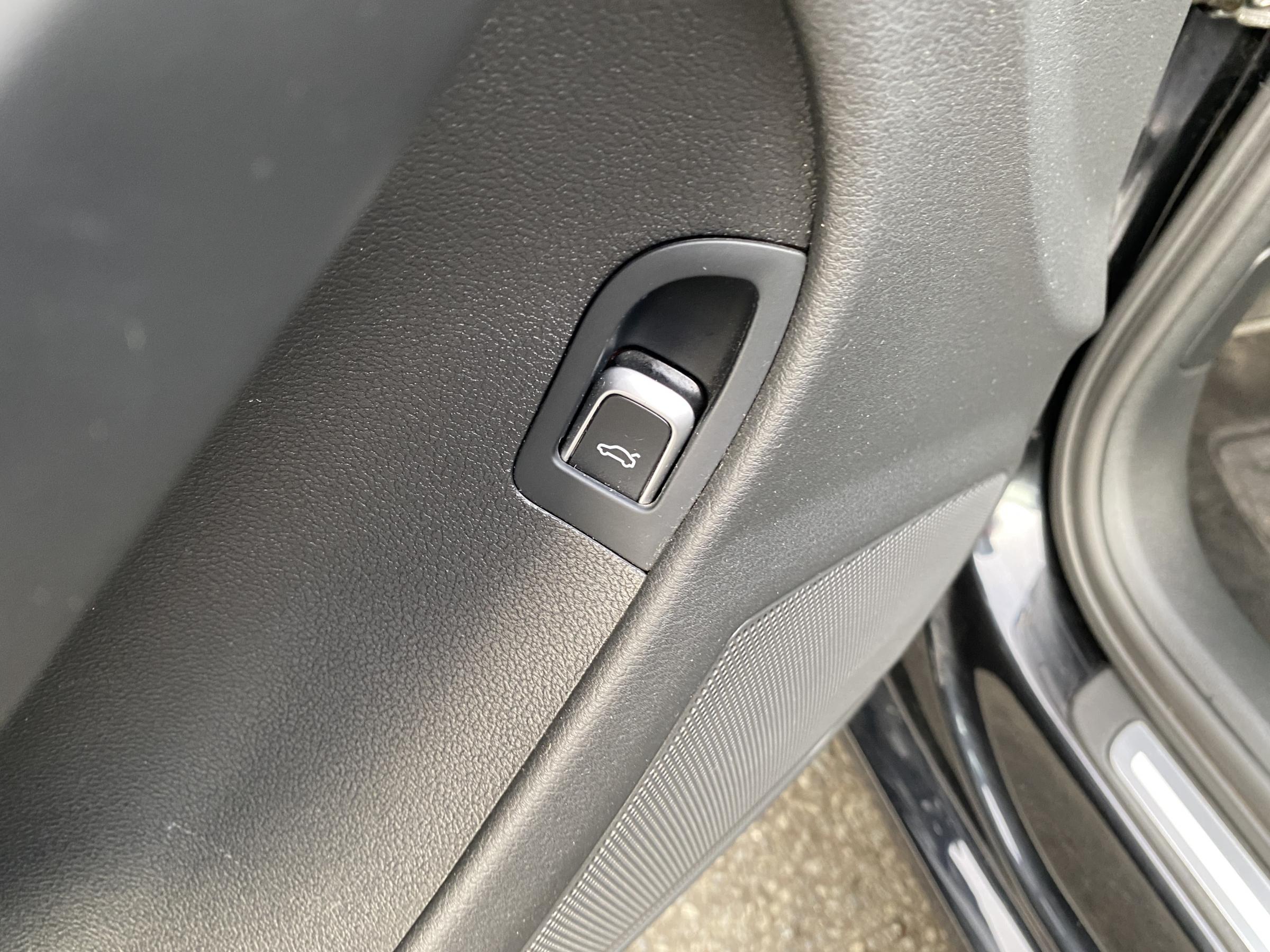 Audi A4, 2015 - pohled č. 14