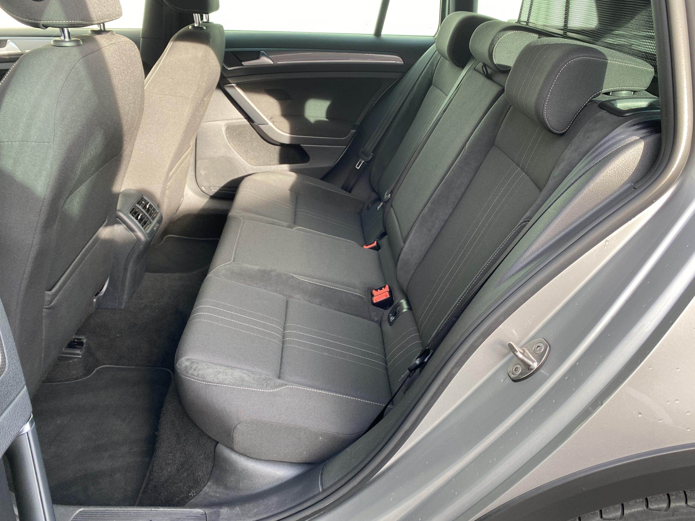 Volkswagen Golf, 2015 - pohled č. 10