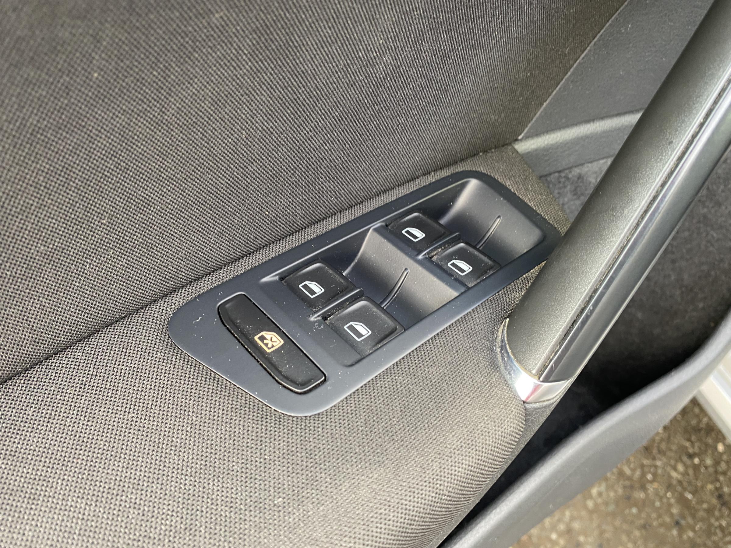 Volkswagen Golf, 2015 - pohled č. 13