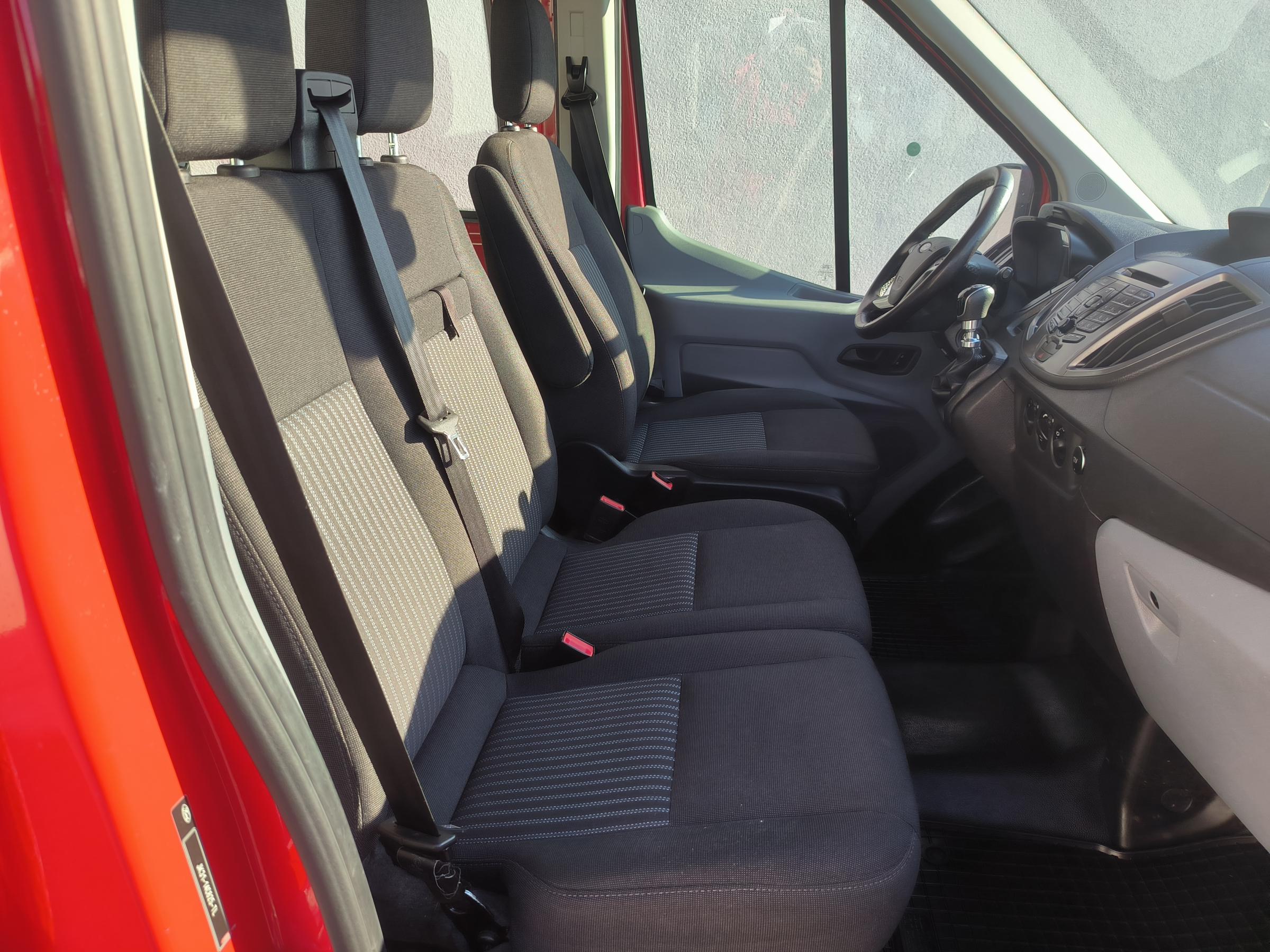 Ford Transit, 2019 - pohled č. 10