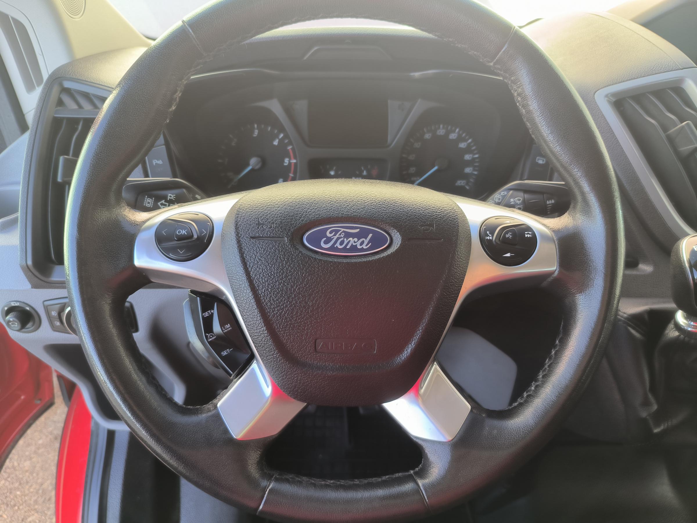 Ford Transit, 2019 - pohled č. 18