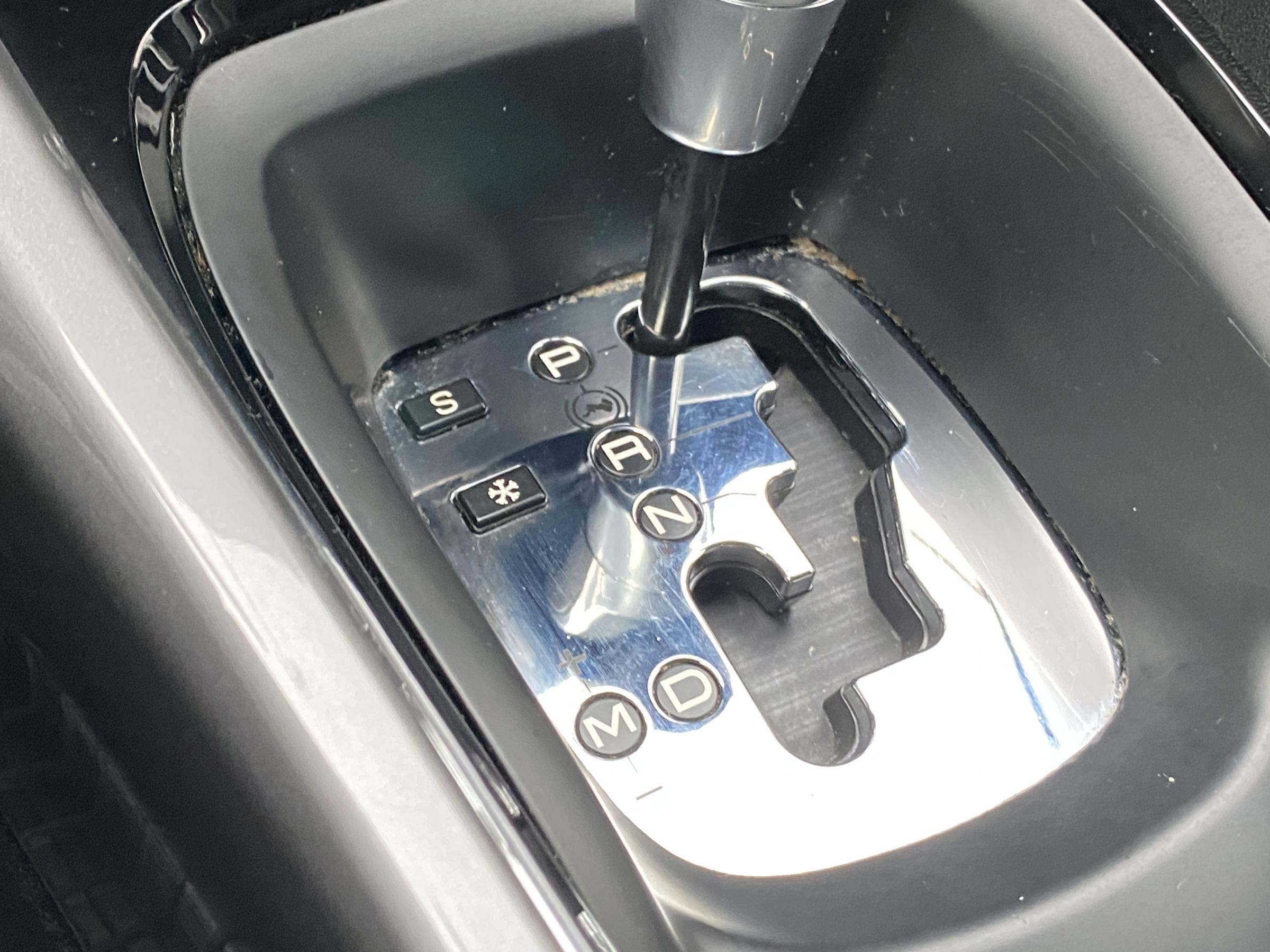 Peugeot 2008, 2017 - pohled č. 18