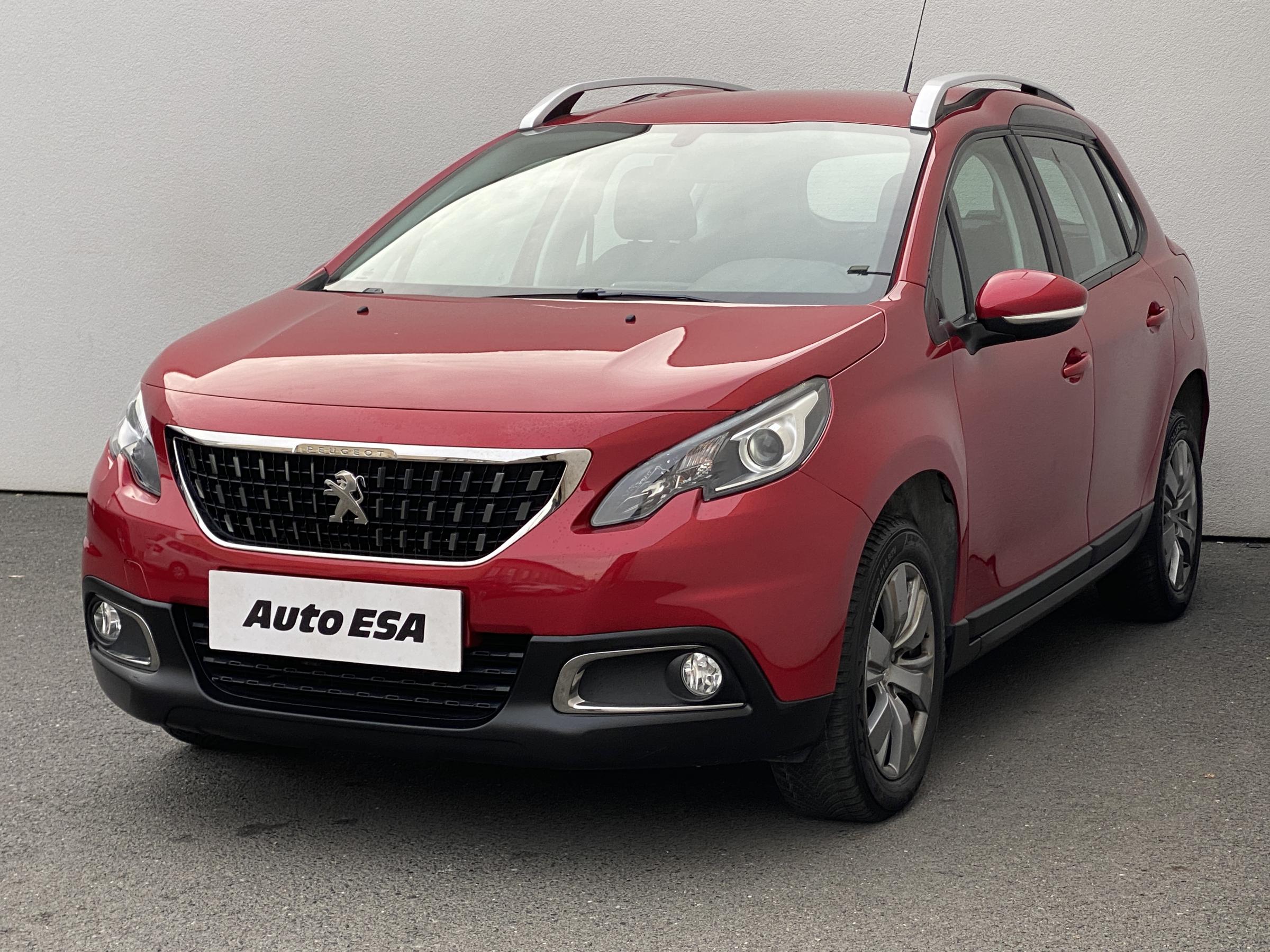 Peugeot 2008, 2017 - pohled č. 3