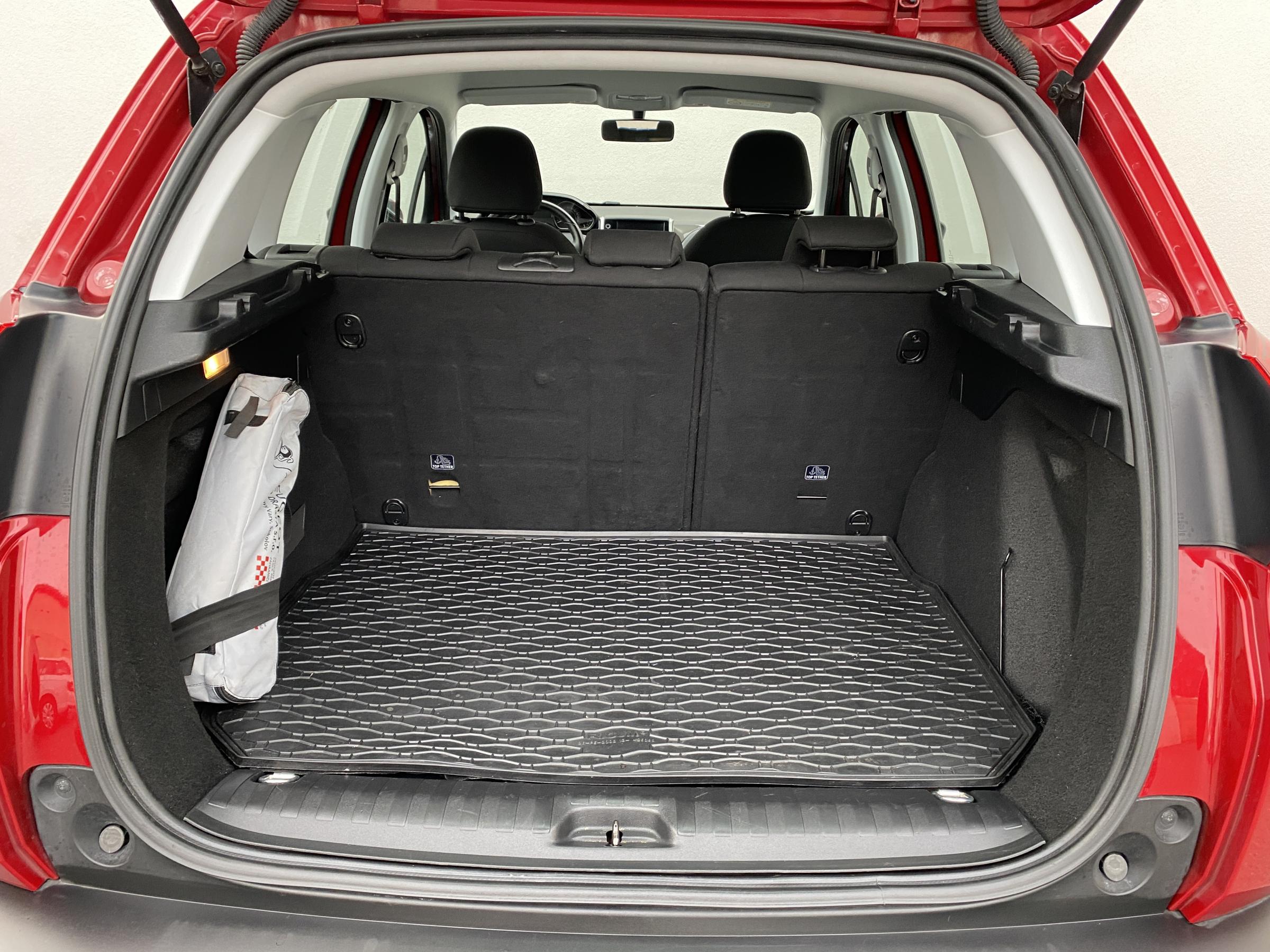 Peugeot 2008, 2017 - pohled č. 7