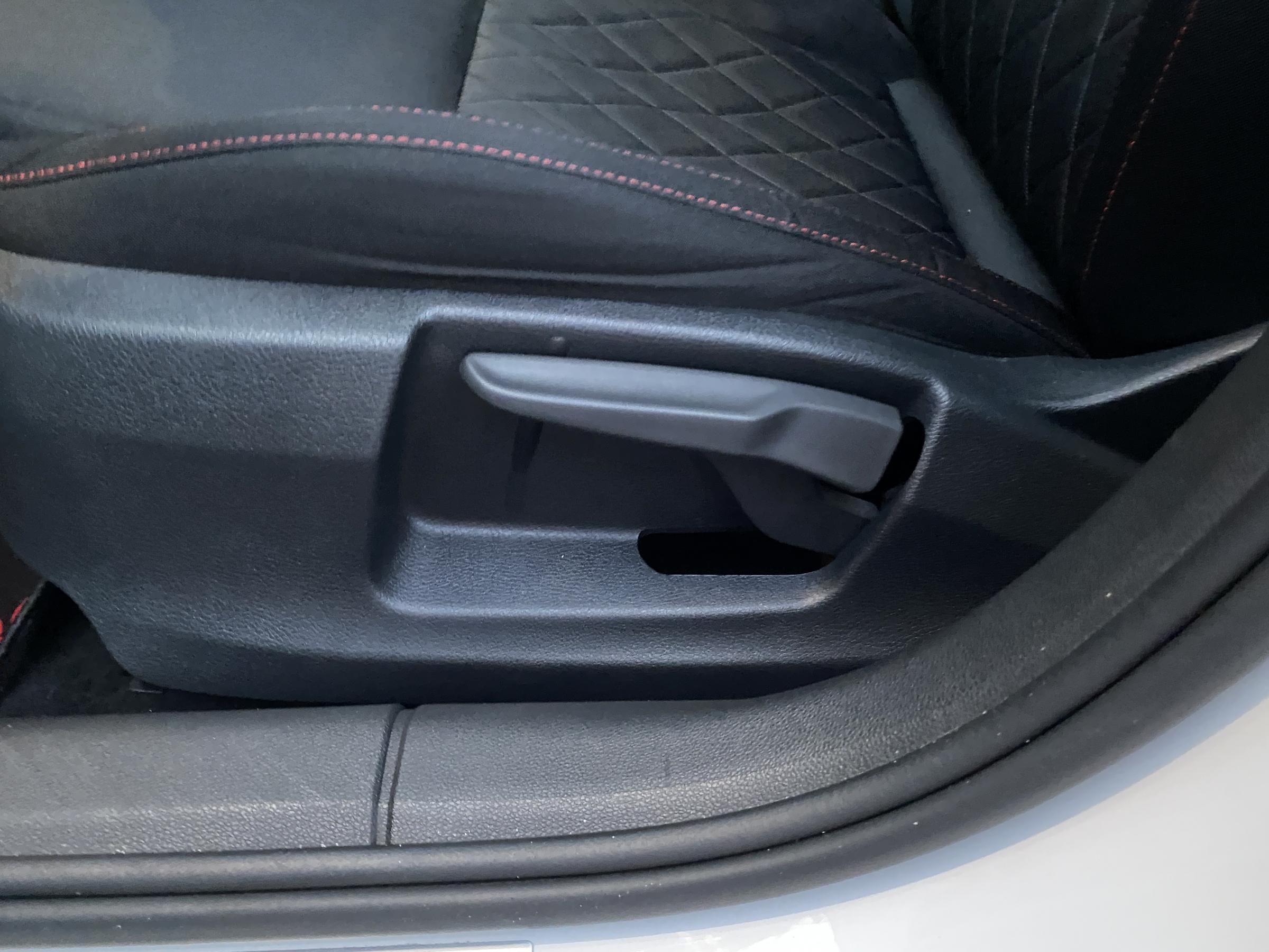 Škoda Octavia III, 2019 - pohled č. 14