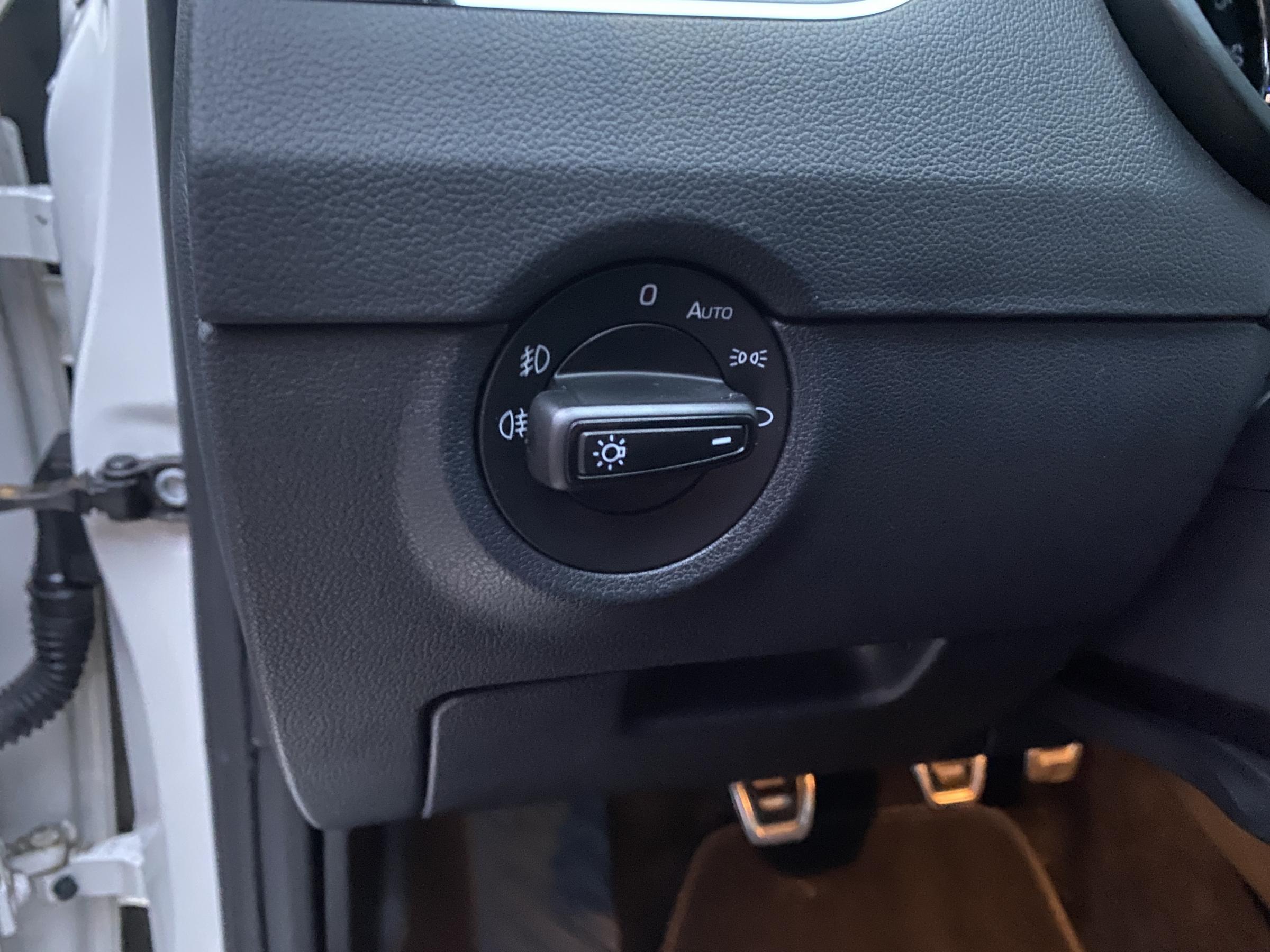 Škoda Octavia III, 2019 - pohled č. 15