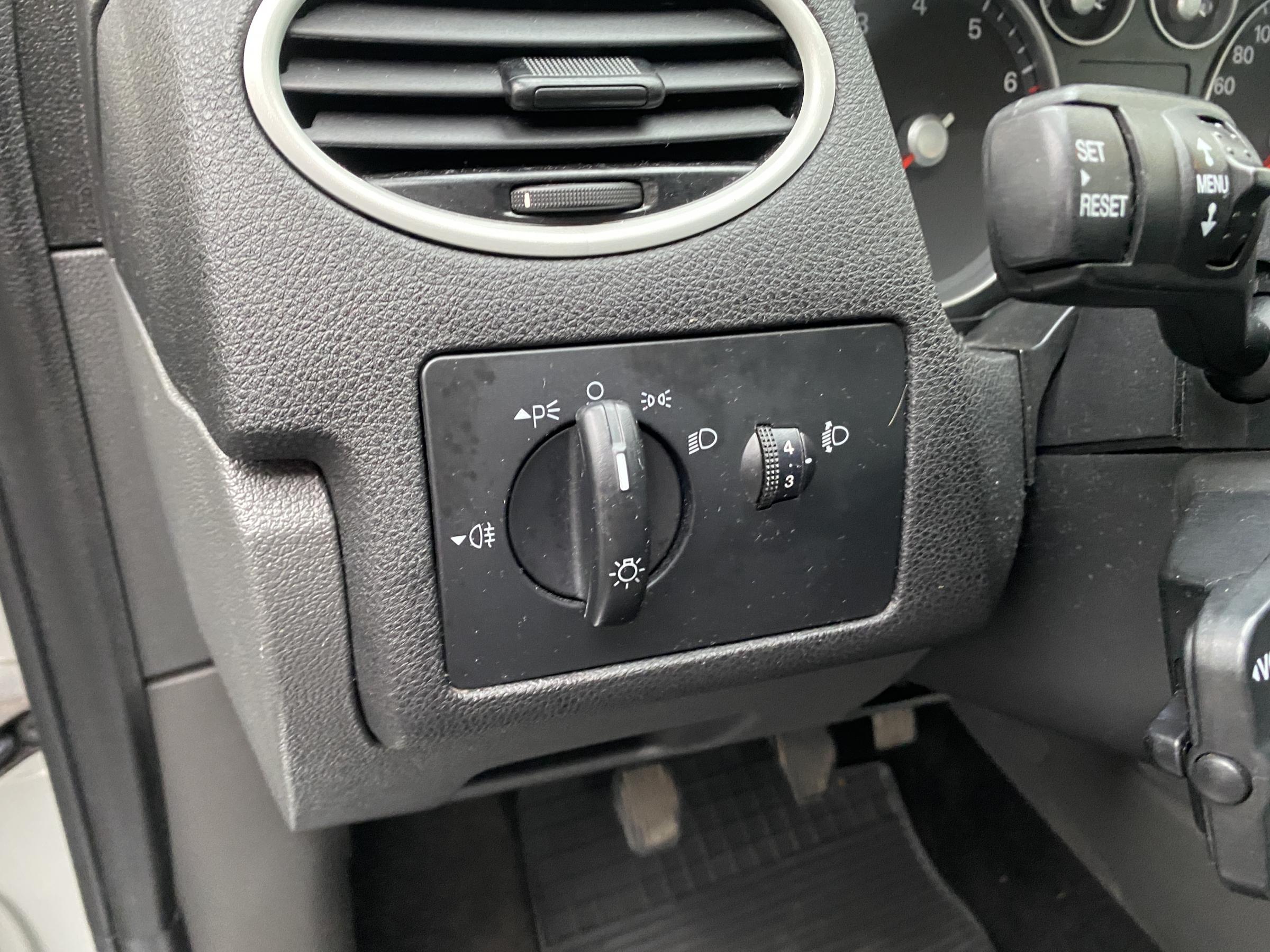 Ford Focus, 2007 - pohled č. 15