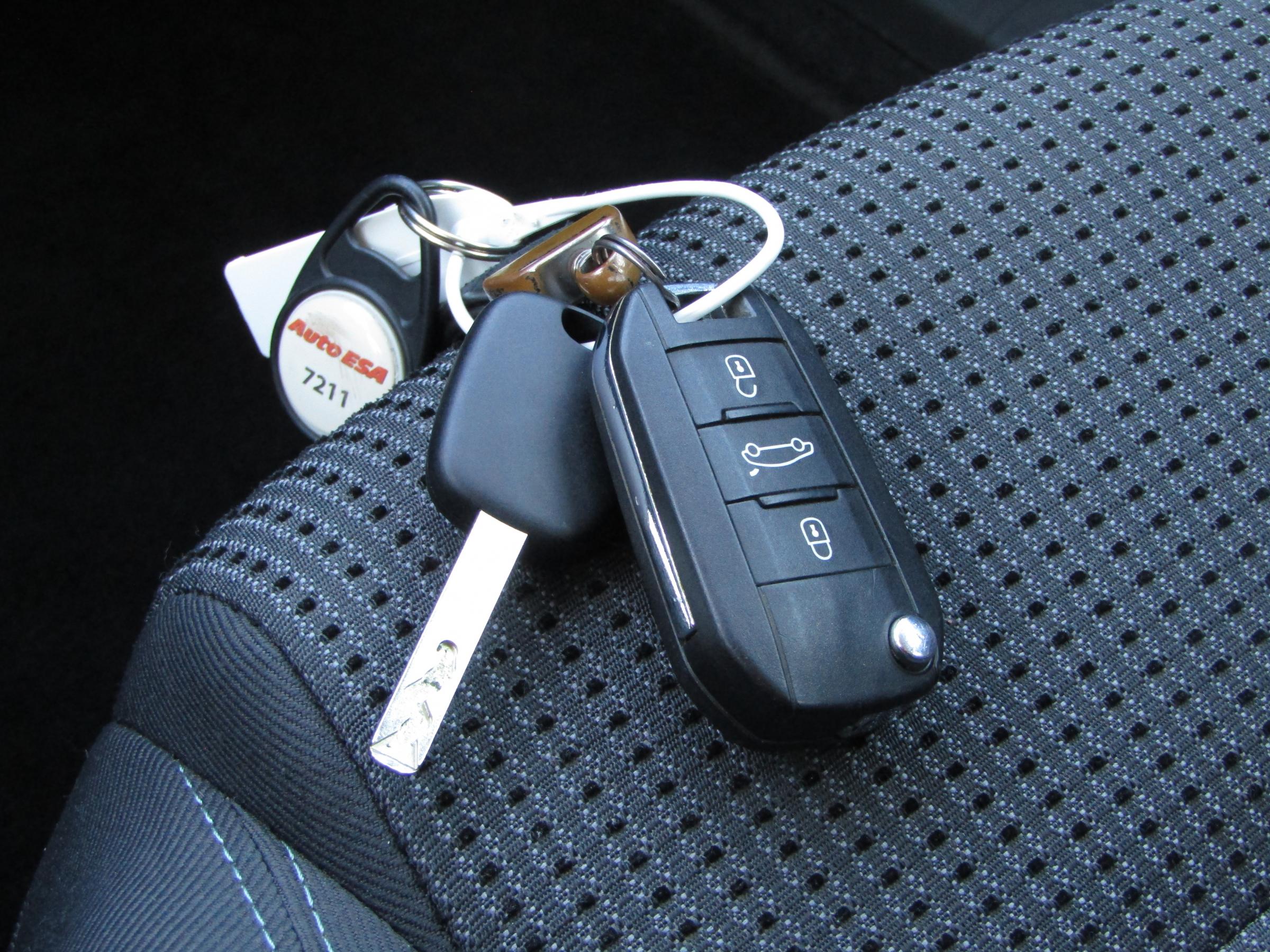 Peugeot 508, 2016 - pohled č. 15