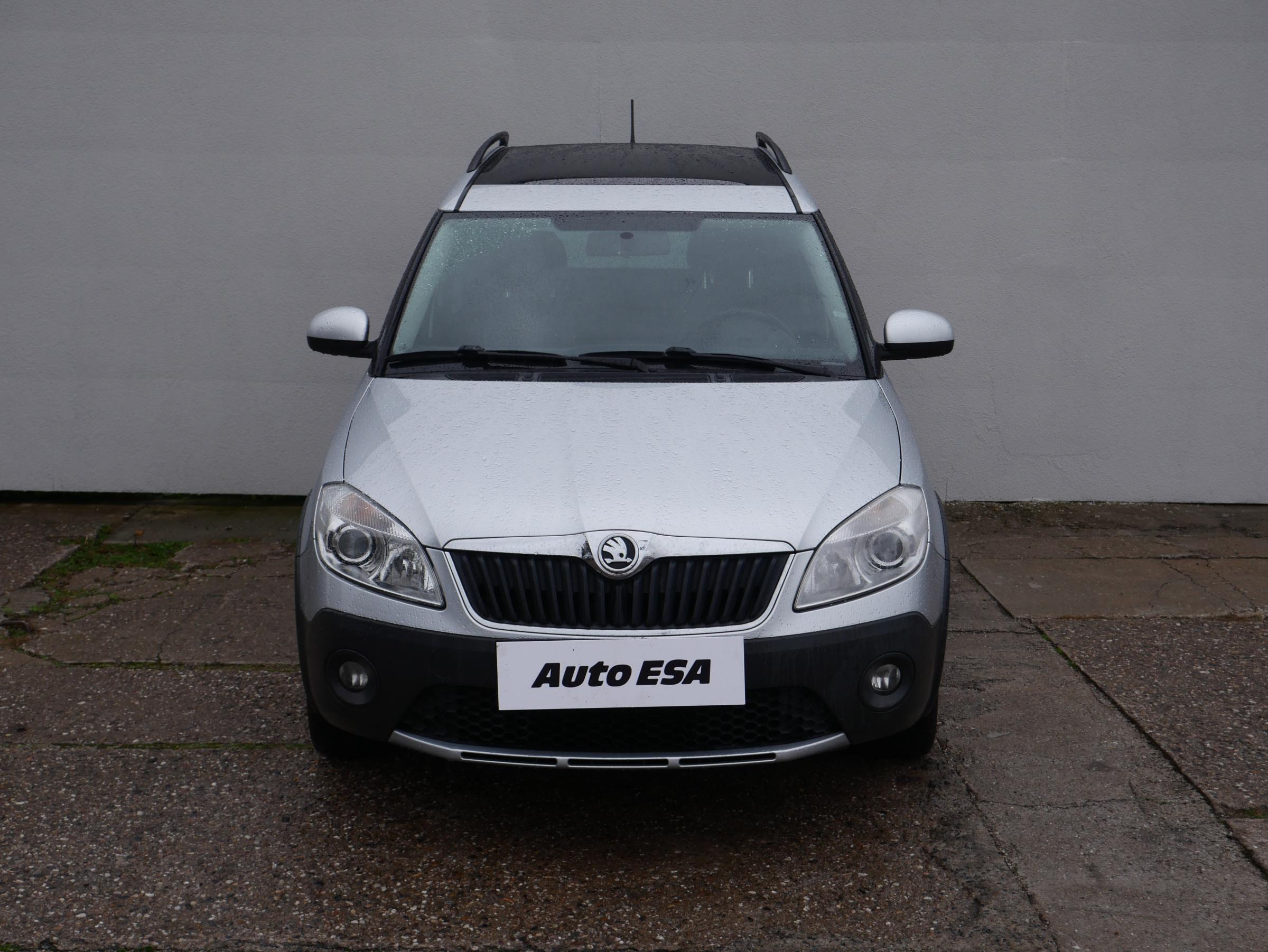 Škoda Roomster, 2011 - pohled č. 2