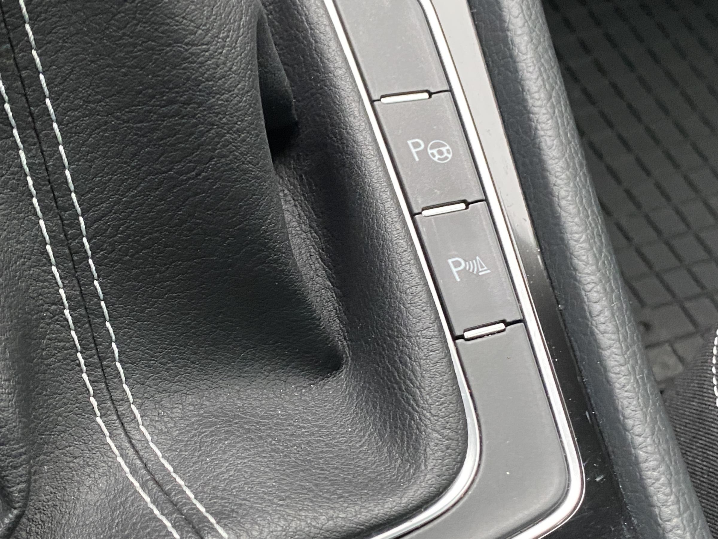 Volkswagen Golf, 2014 - pohled č. 14