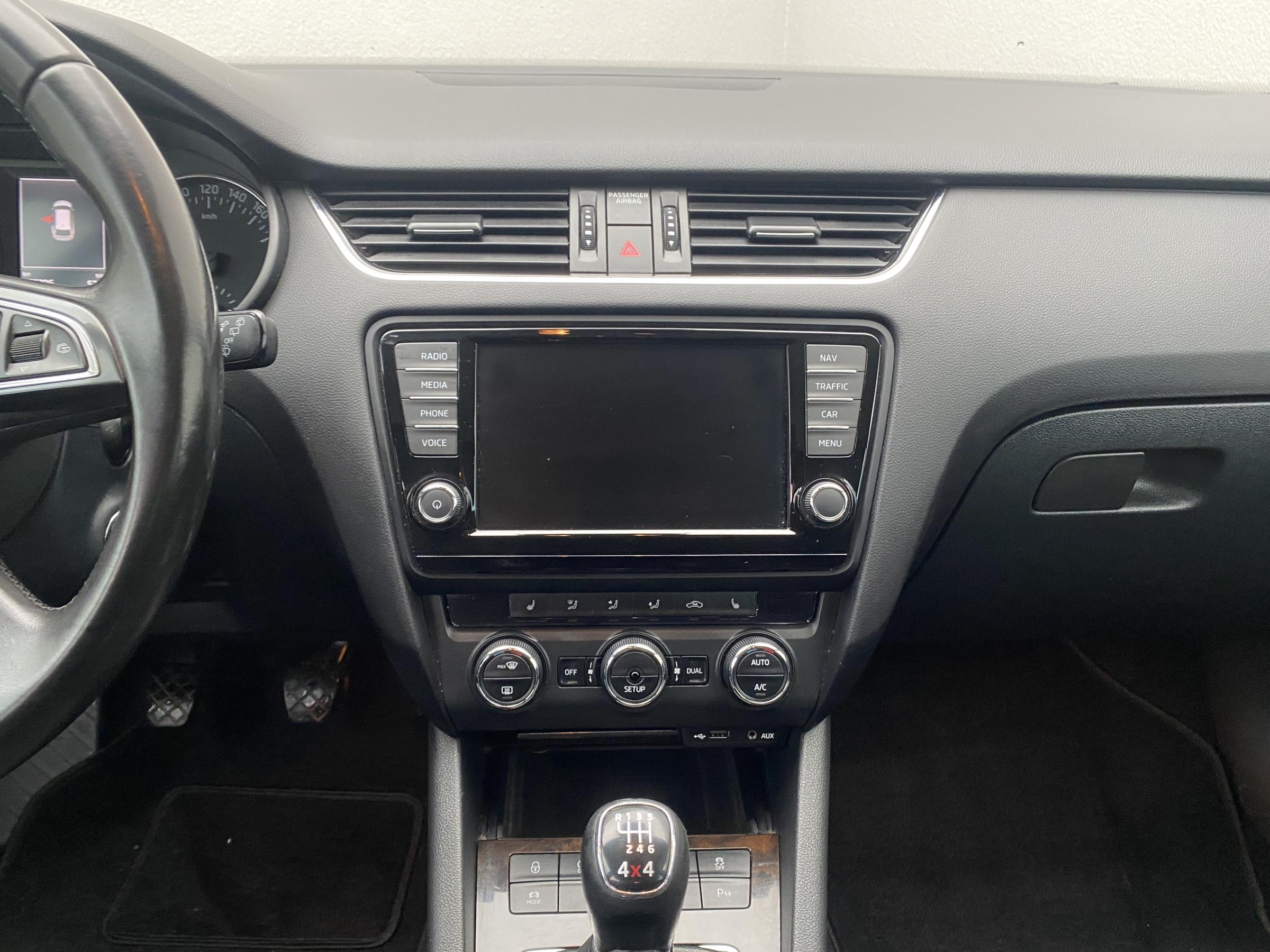 Škoda Octavia III, 2013 - pohled č. 12