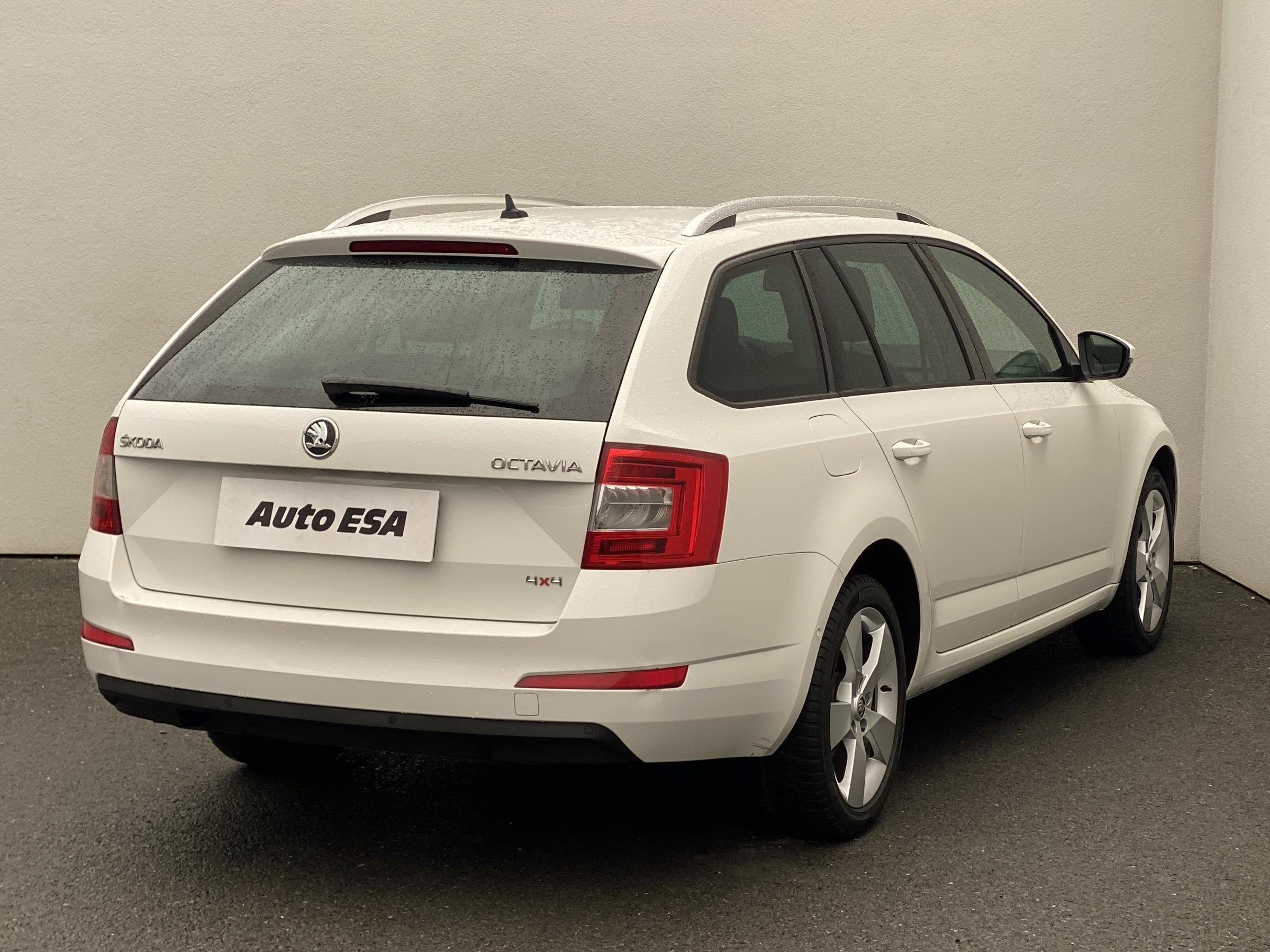Škoda Octavia III, 2013 - pohled č. 4